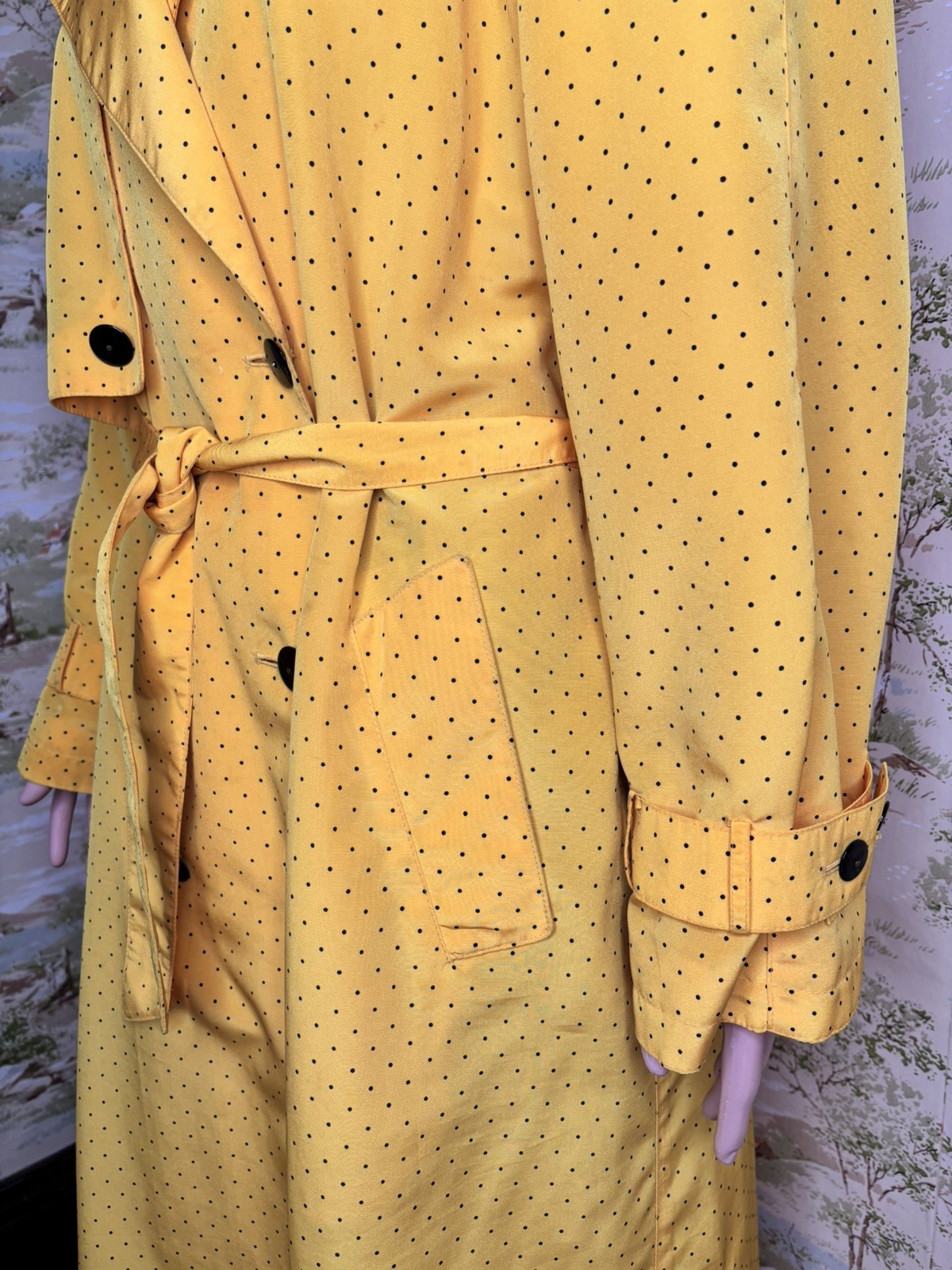 80s J Gallery Yellow Black Polka Dot Trench Coat Pleated Back Size 13/14 Vintage