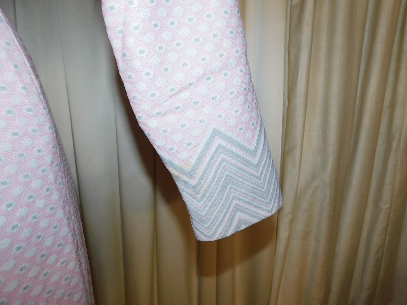 Vintage Pink Gray White Poly Dress w/ Belt SERBIN Waist 36″ )*