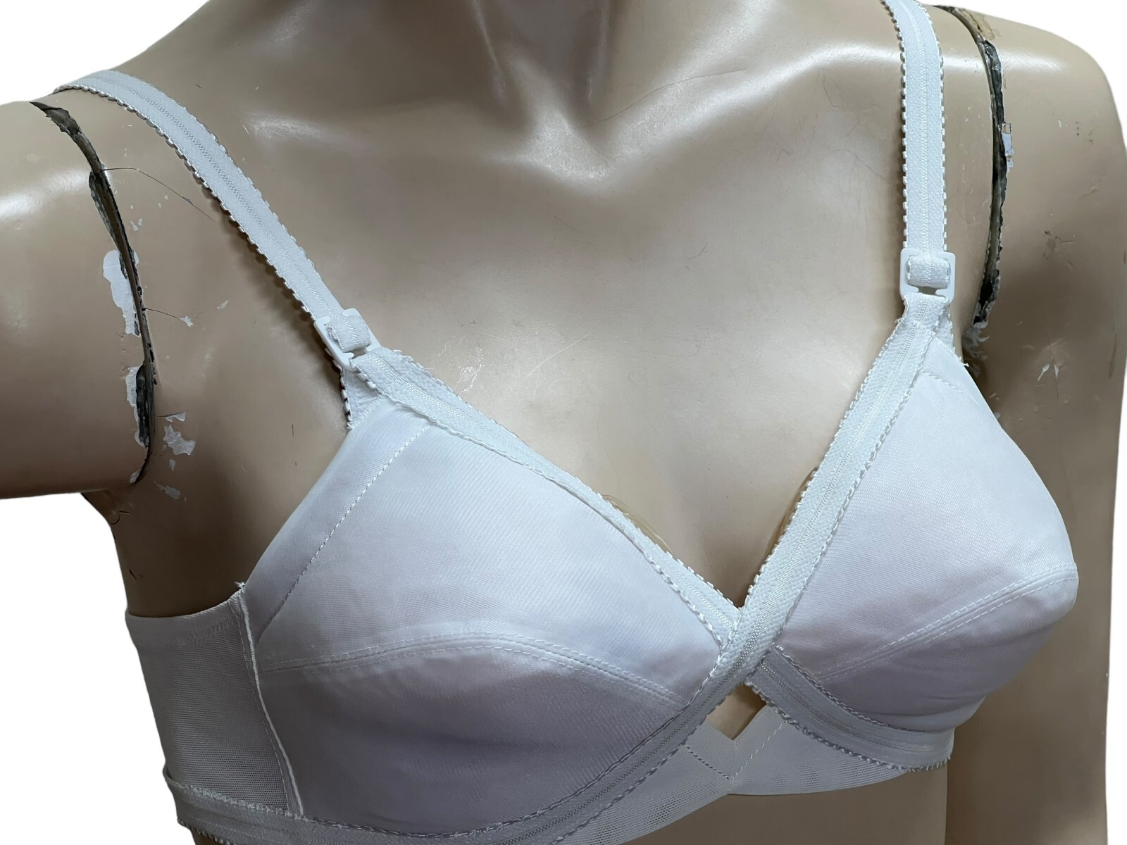 34 C VTG 70s NOS Nylon Bra Bandeau Knit Low Back Exquisite Form P3709 White 1970
