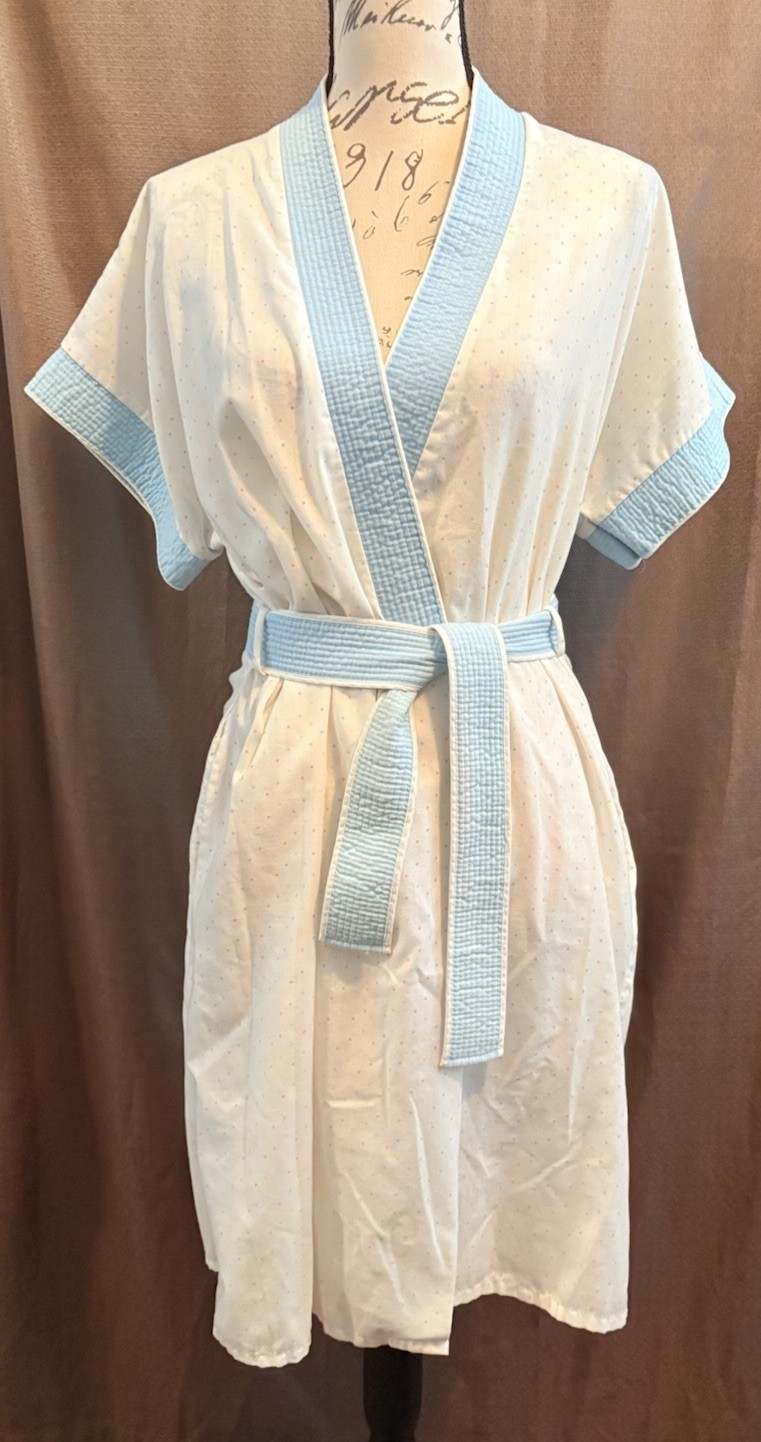 ROBINSON’S So Cal Robe Short Sleeve White Polka Dot Knee Length Belted Wrap S