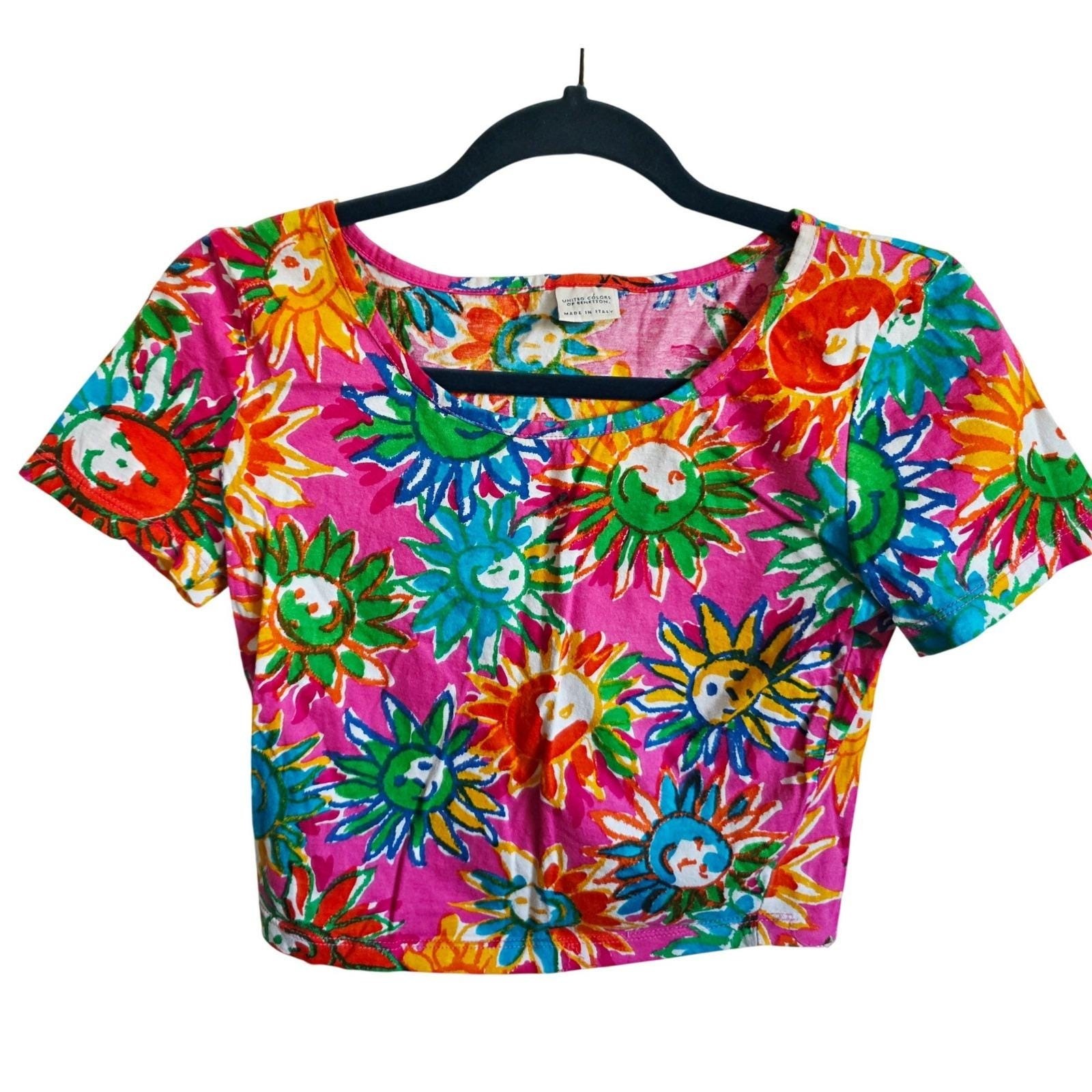 Vintage United Colors of Benetton M Sun Print Crop Top Pink Multi Made in Italy