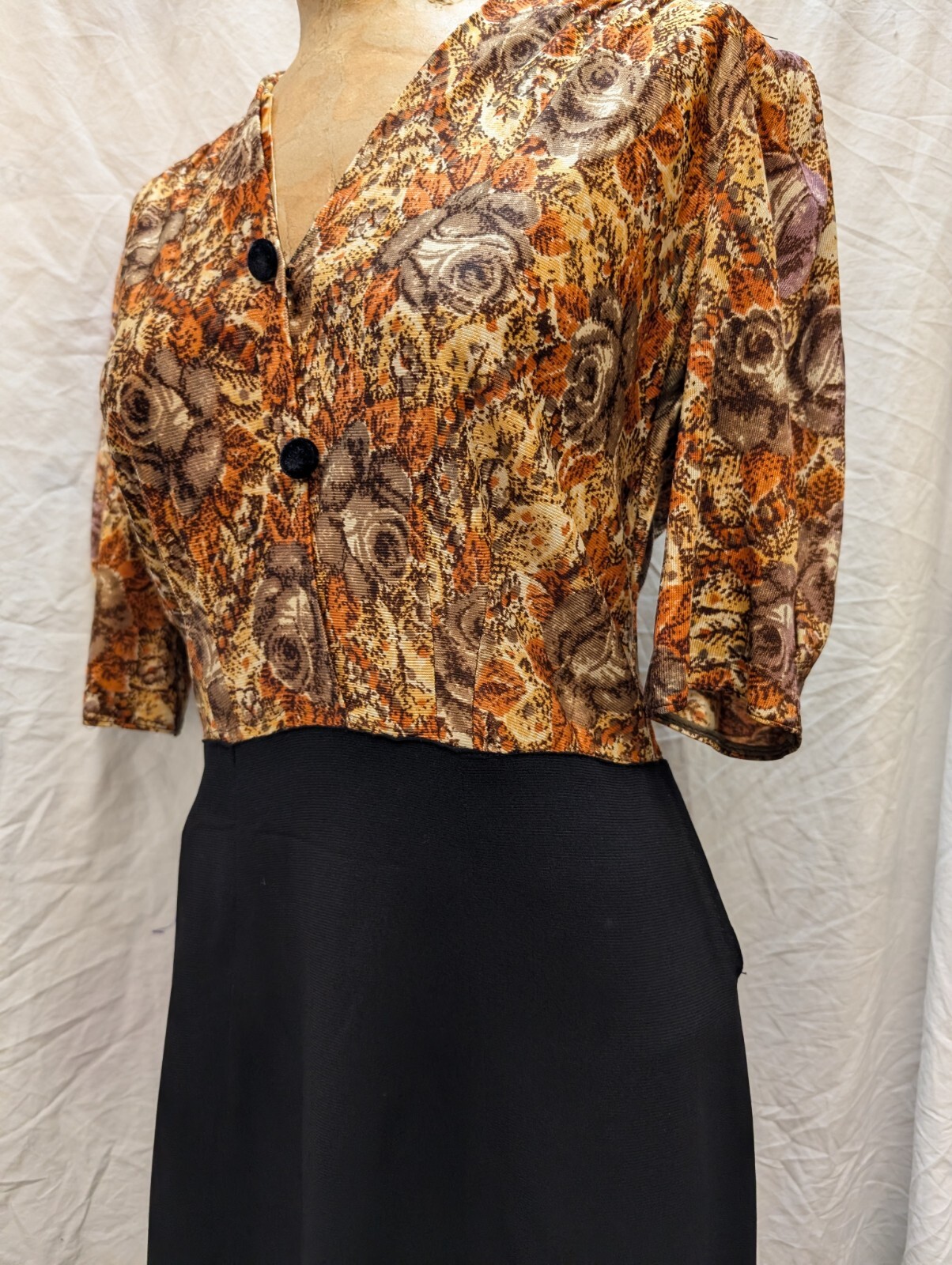 Vintage 1950’s Brown Orange Tan Jersey & Black Rayon Dress Size Medium