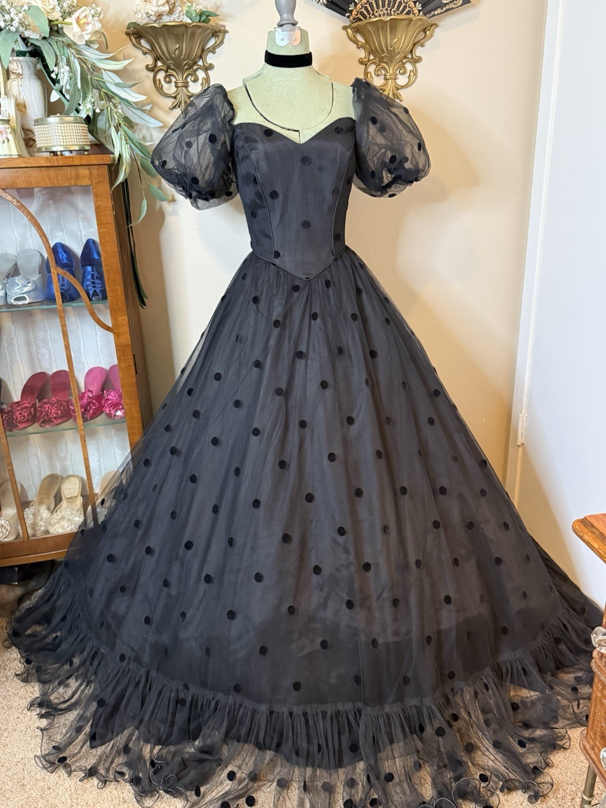 Vintage 1980s Black Tulle Velvet Flocked Ballgown Puff Sleeves Basque Waist Prom