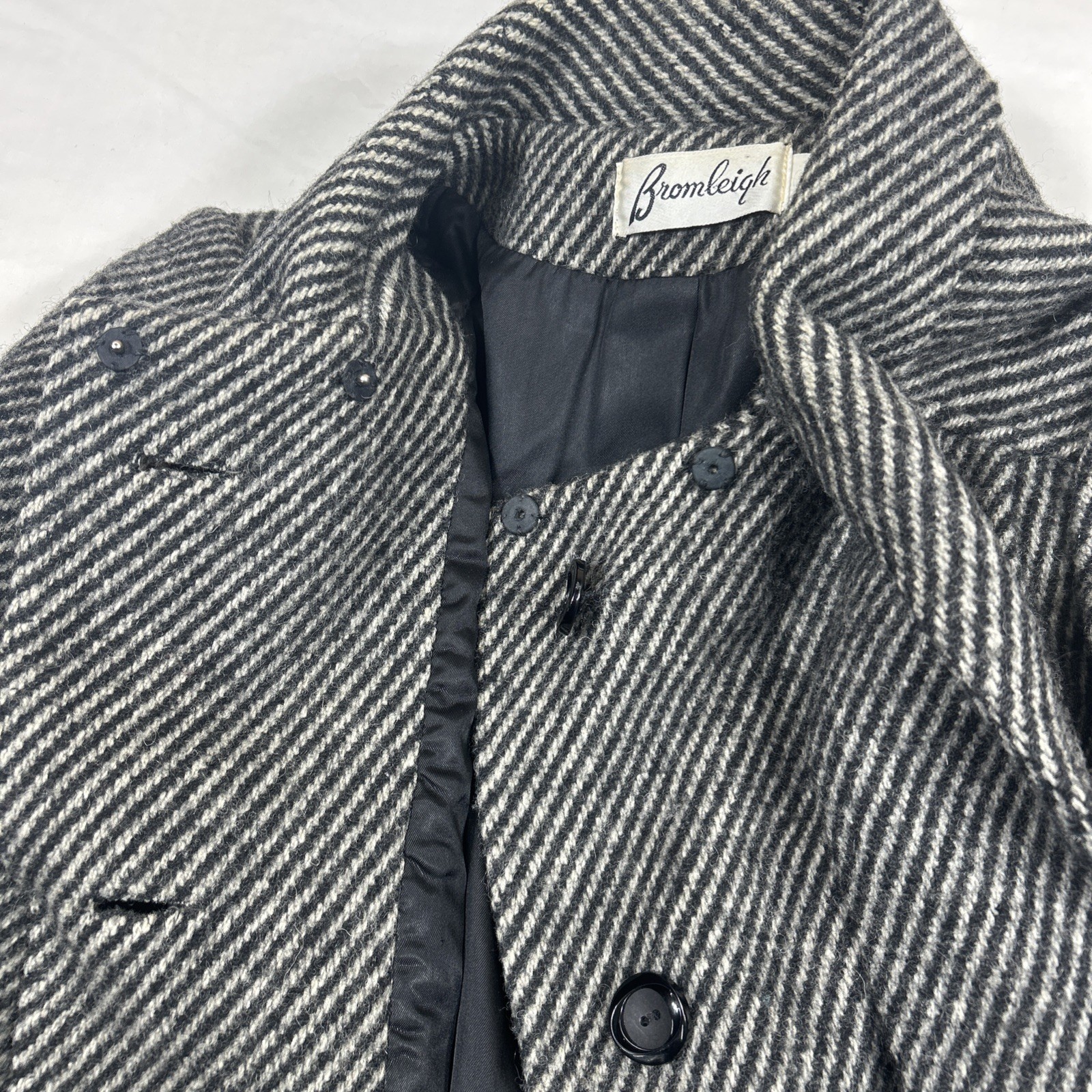Vintage Bromleigh Coat ILGWU Union Made Gray Stripe Scarf Pure Wool Small/Medium