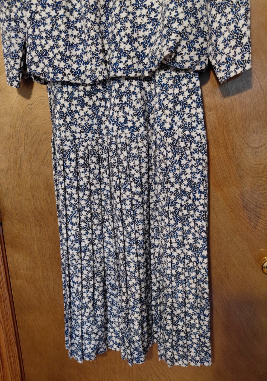 Vintage Positive Influence, Blue/White star pattern dress size 6