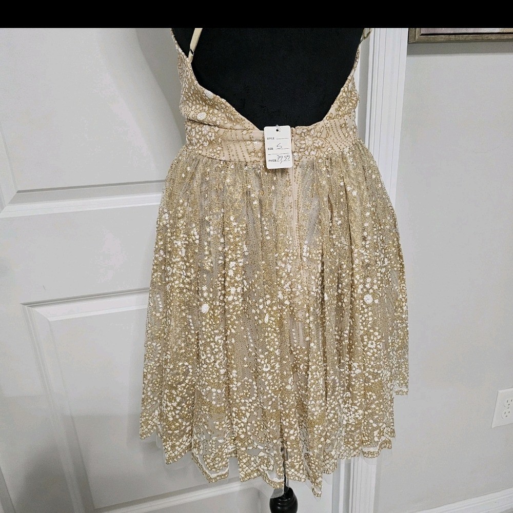 NWT Luxxel Elegant Ivory Glitter Overlay Deep V-Neck Dress Women’s Wedding Small