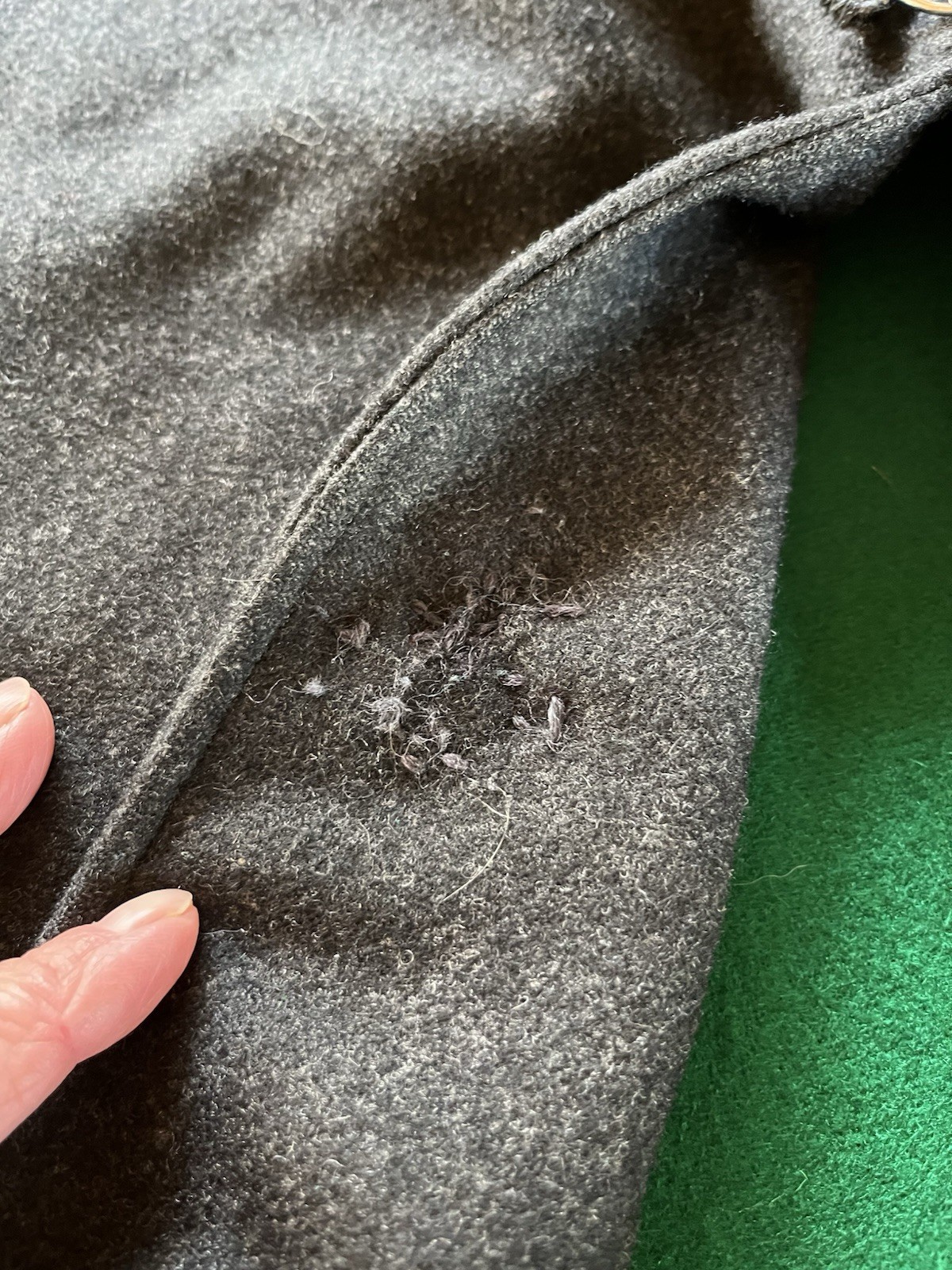 VTG Marvin Neitzal Wool Nurses Cape Dark Gray Green Lining O/S Repair Spot