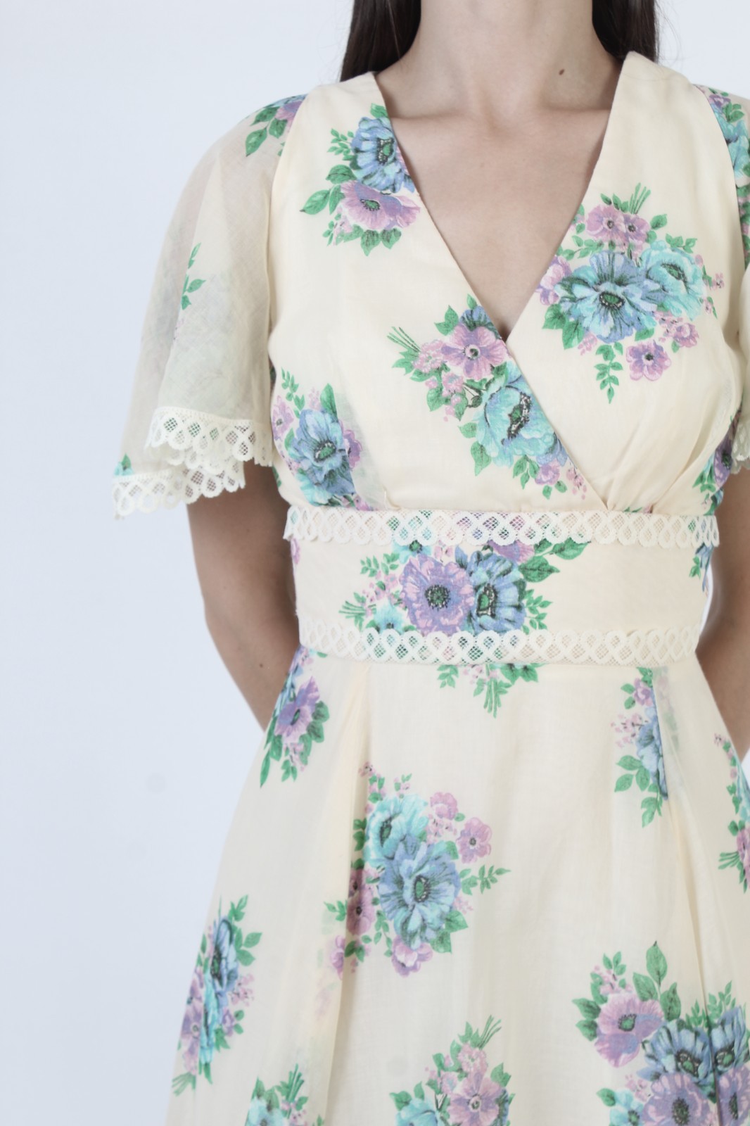 Vintage Boho Wedding Dress Prairie Wrap Bridal Bouquet Hippie Festival Sundress