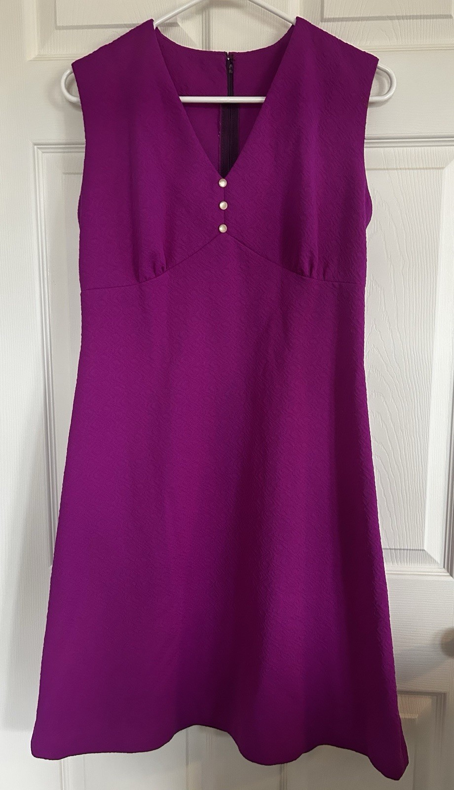 Beautiful V Neck Purple Dress. Size And Brand Unknown. See photos