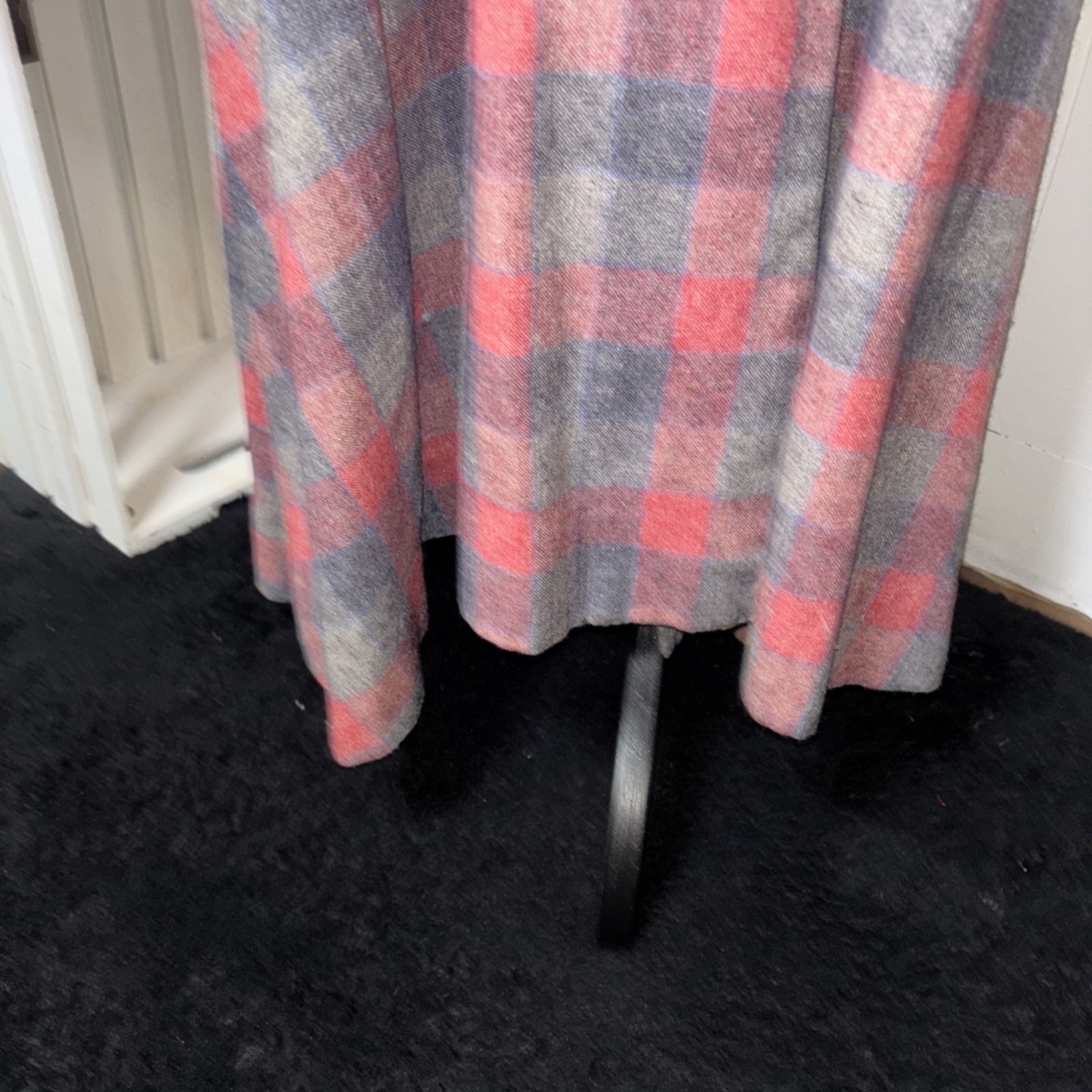 Vintage Handmade Woman Robe Long Plaid Gray & Pink Size Small Rare With Pockets