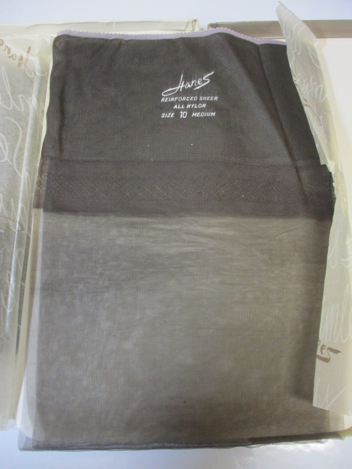 3 PR VINTAGE HANES 415 REINFORCED SHEER RHT NYLON STOCKINGS SIZE 10 MED BLACK