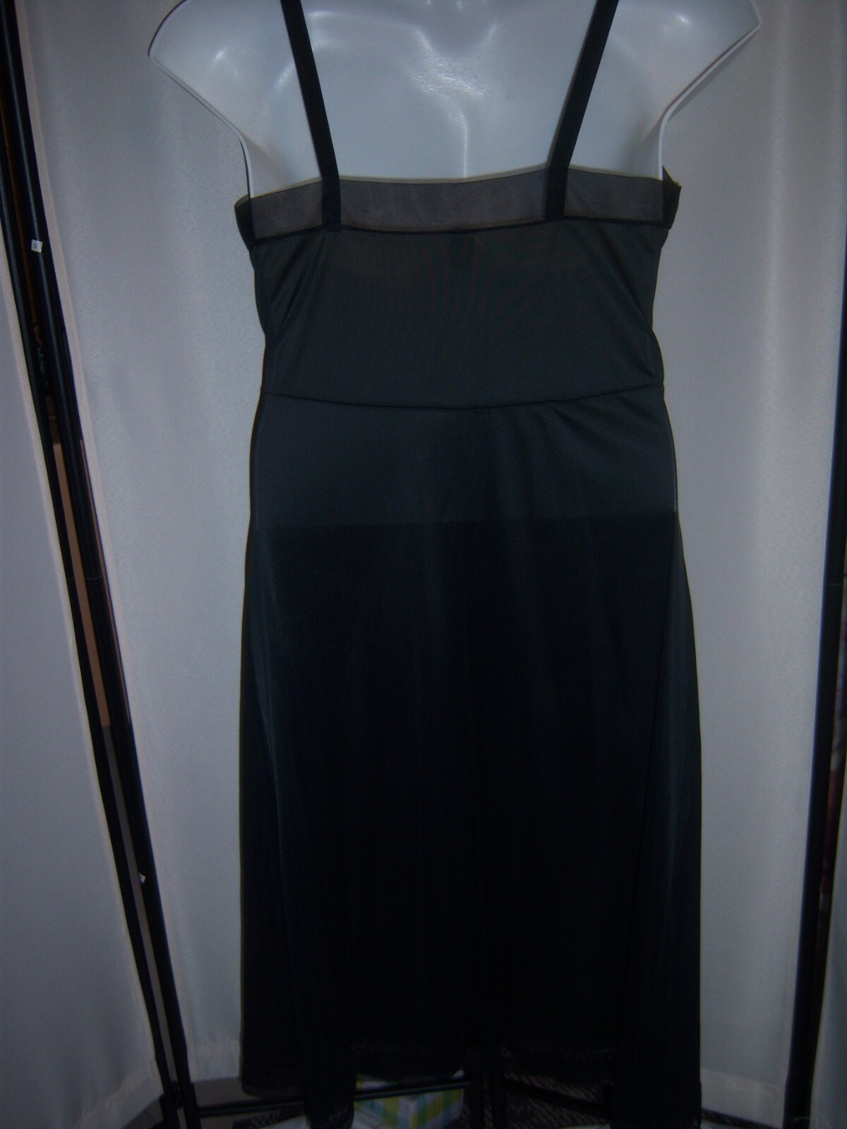 VINTAGE 1960s by VELROSE SILKY NYLON LINGERIE FULL SLIP Tall sz 36