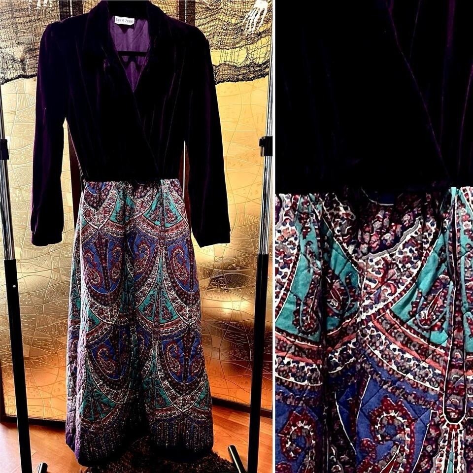 Vtg 70s Circa 2000 Brand Deep V Neck Velvet And Quilted Maxi Dress SM