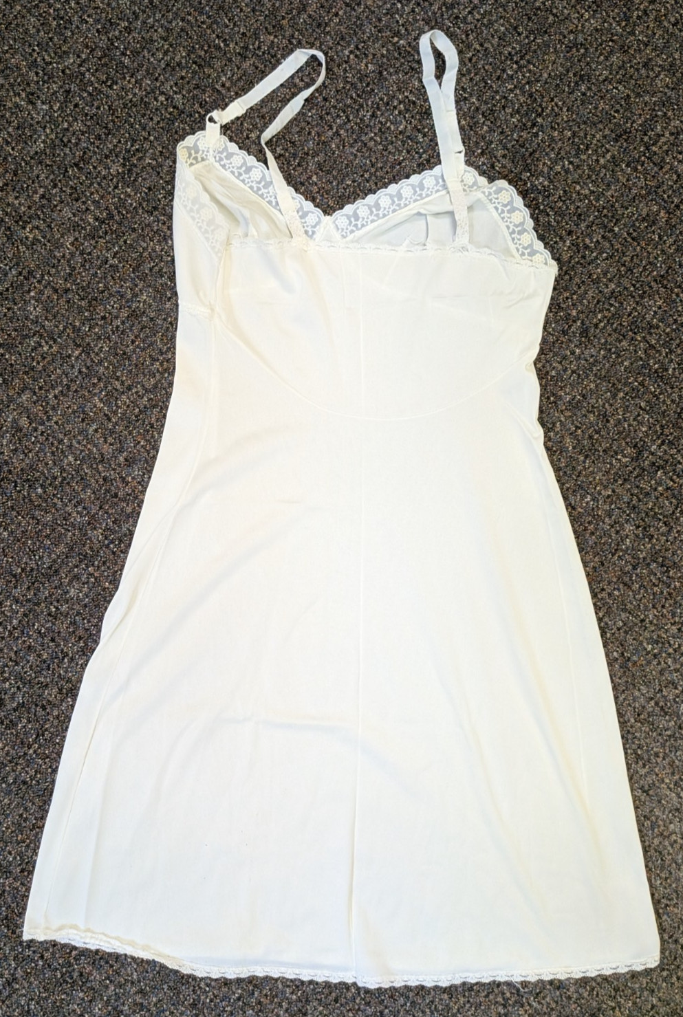 Vintage Sears The Doesn’t Slip Anti Cling 34 White Nylon Floral Lingerie Dress