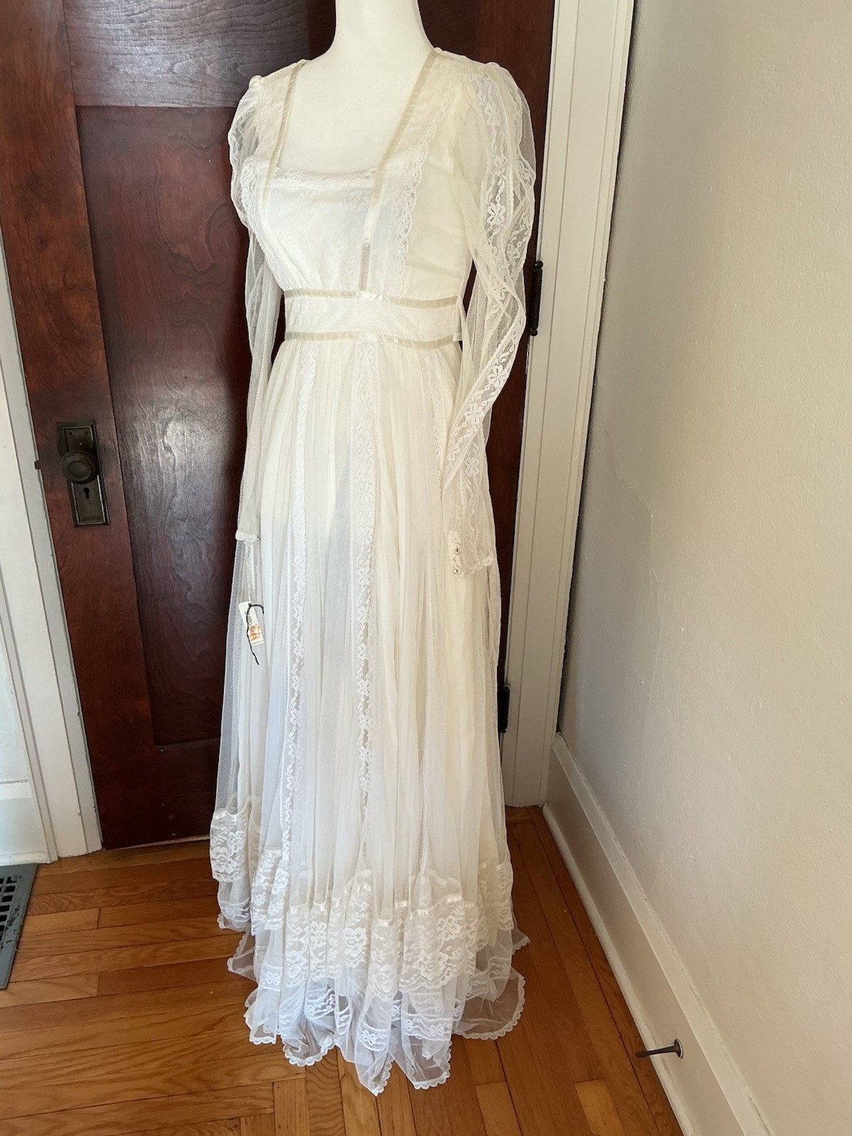 VTG 70s Gunne Sax Romantic Renaissance Bridal Lace Prairie Dress Gown 7 XS S NWT