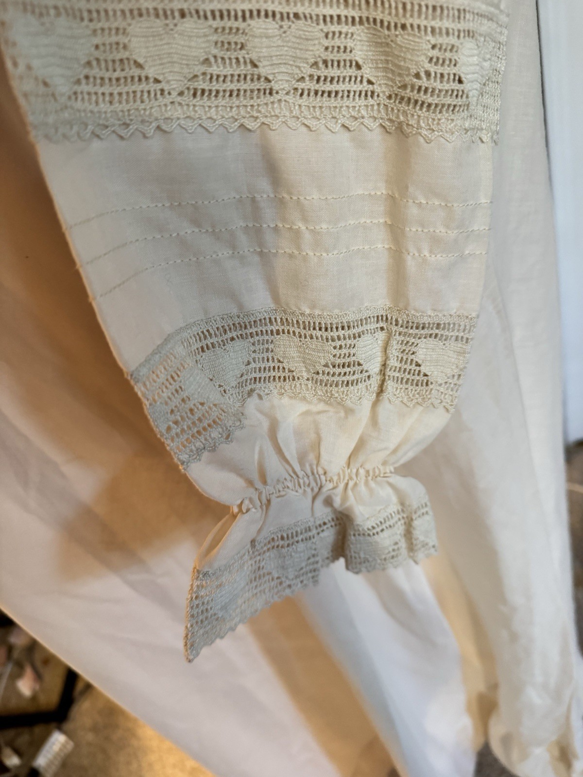 Vintage Victorian Lawn Nightgown Almond Beige Cotton Collar Lace long sleeve M/L