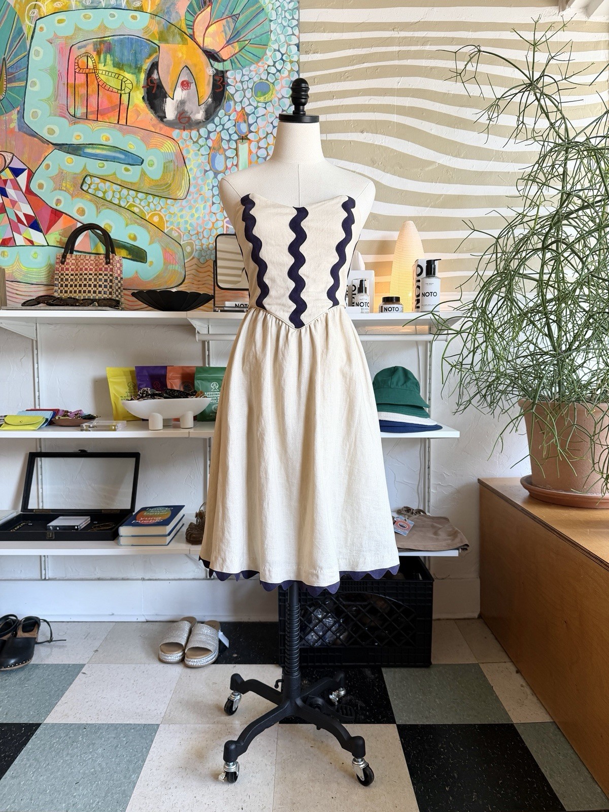 VTG 90s Does 50s Betsey Johnson Linen Strapless Fit N Flare Dress XS