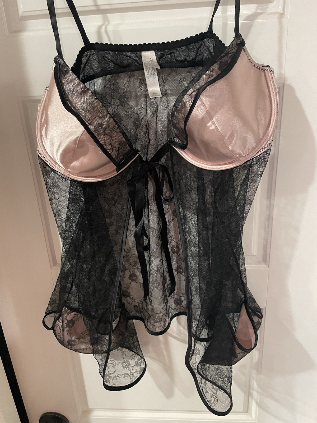 Victoria Secret Black And Pink Lingerie Size 36D