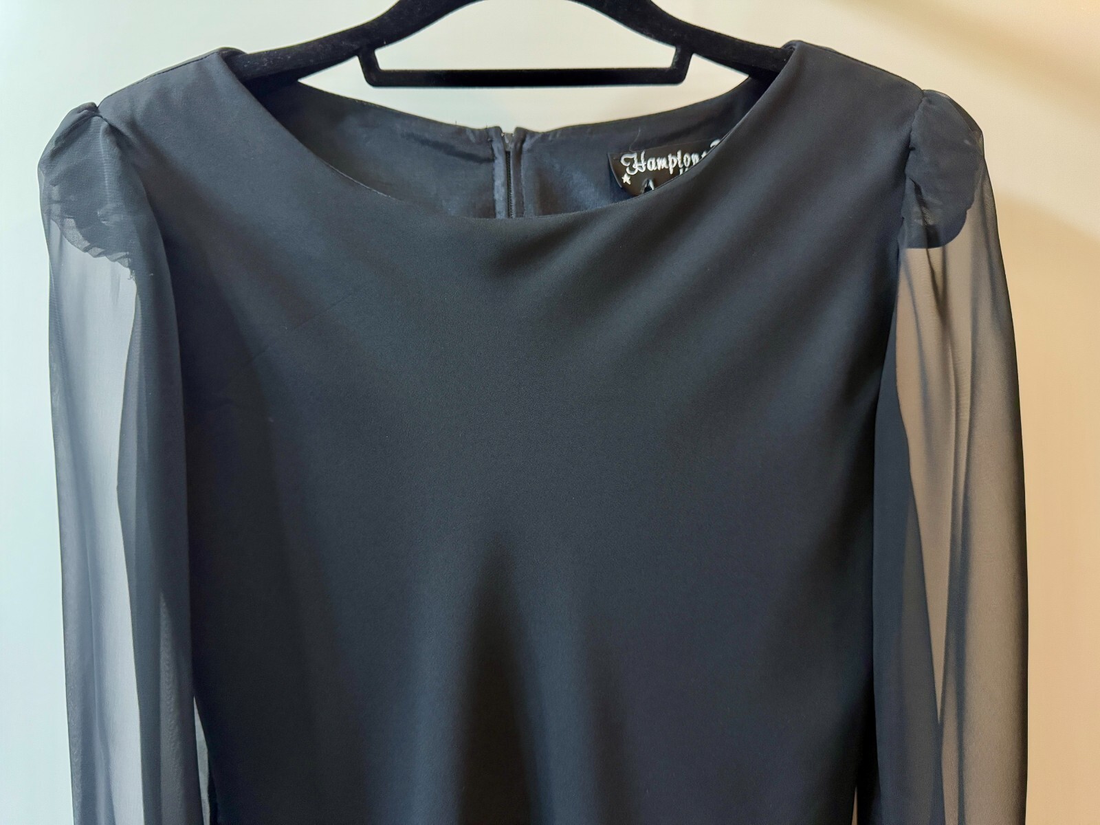 Hampton Nites sz 8 Women’s Sheer Sleeved Ruffled Hem Black Dress #291