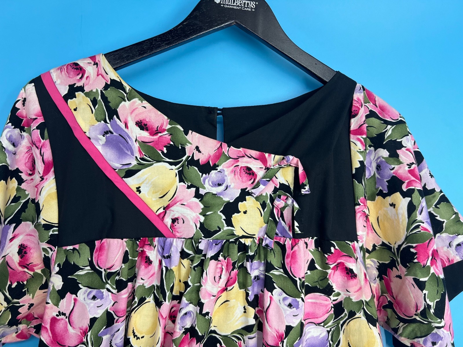Vintage Carol Bennett Hawaii Black Floral Cottage Prairie Dress Size: L