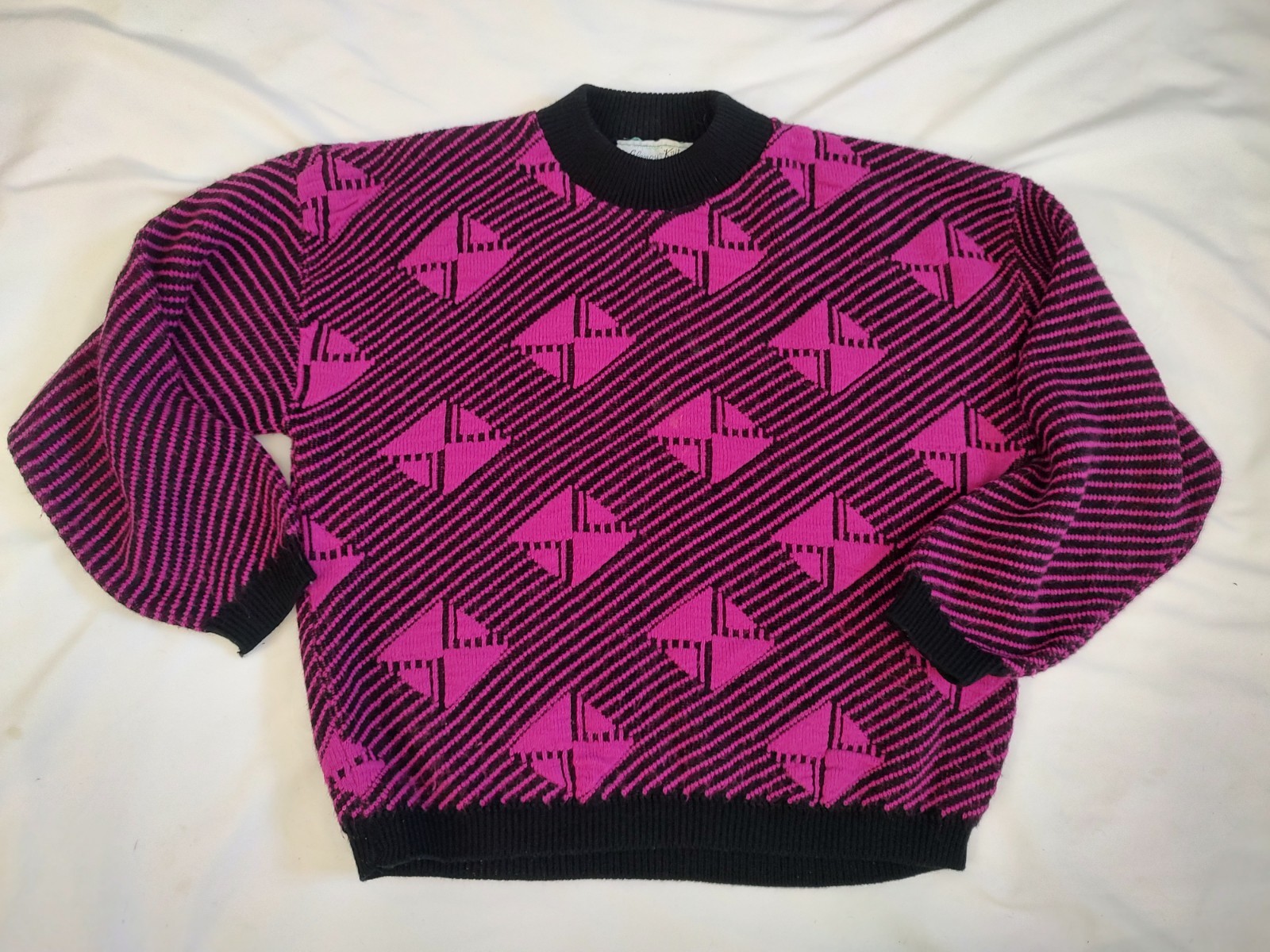80s Vintage Sweater Glamour Knits Pullover Black Hot Pink Fuchsia Geo USA Made L