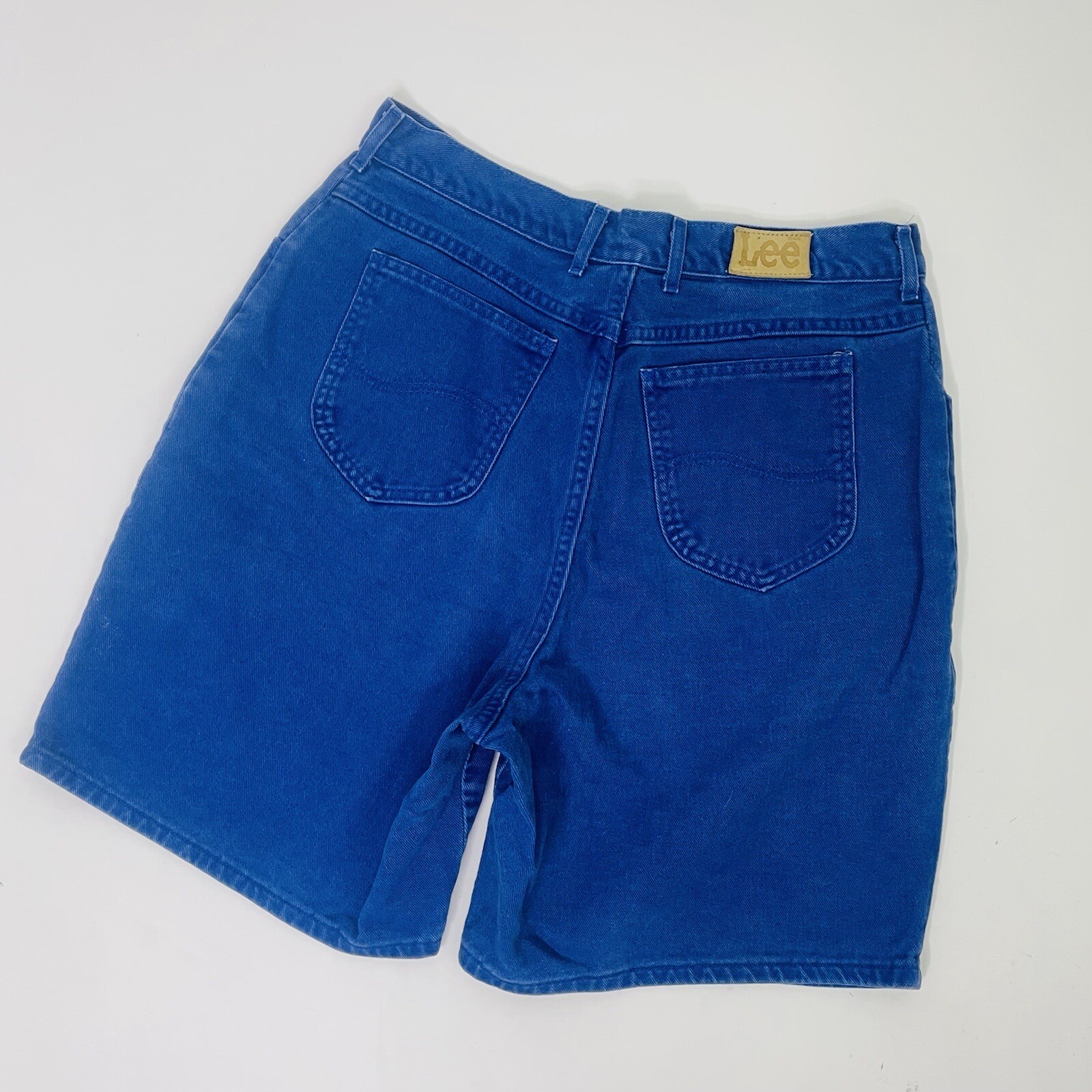 Vintage Lee High Rise Relaxed Long Inseam Mom Jean Shorts 31-32″ Women’s Blue