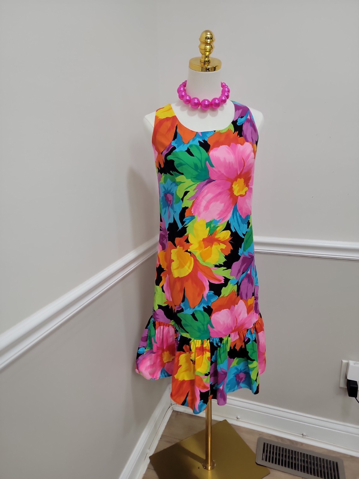VTG South Sear’s Psychedelic Floral Tropical Hawaiian Sleeves Mumu Dress