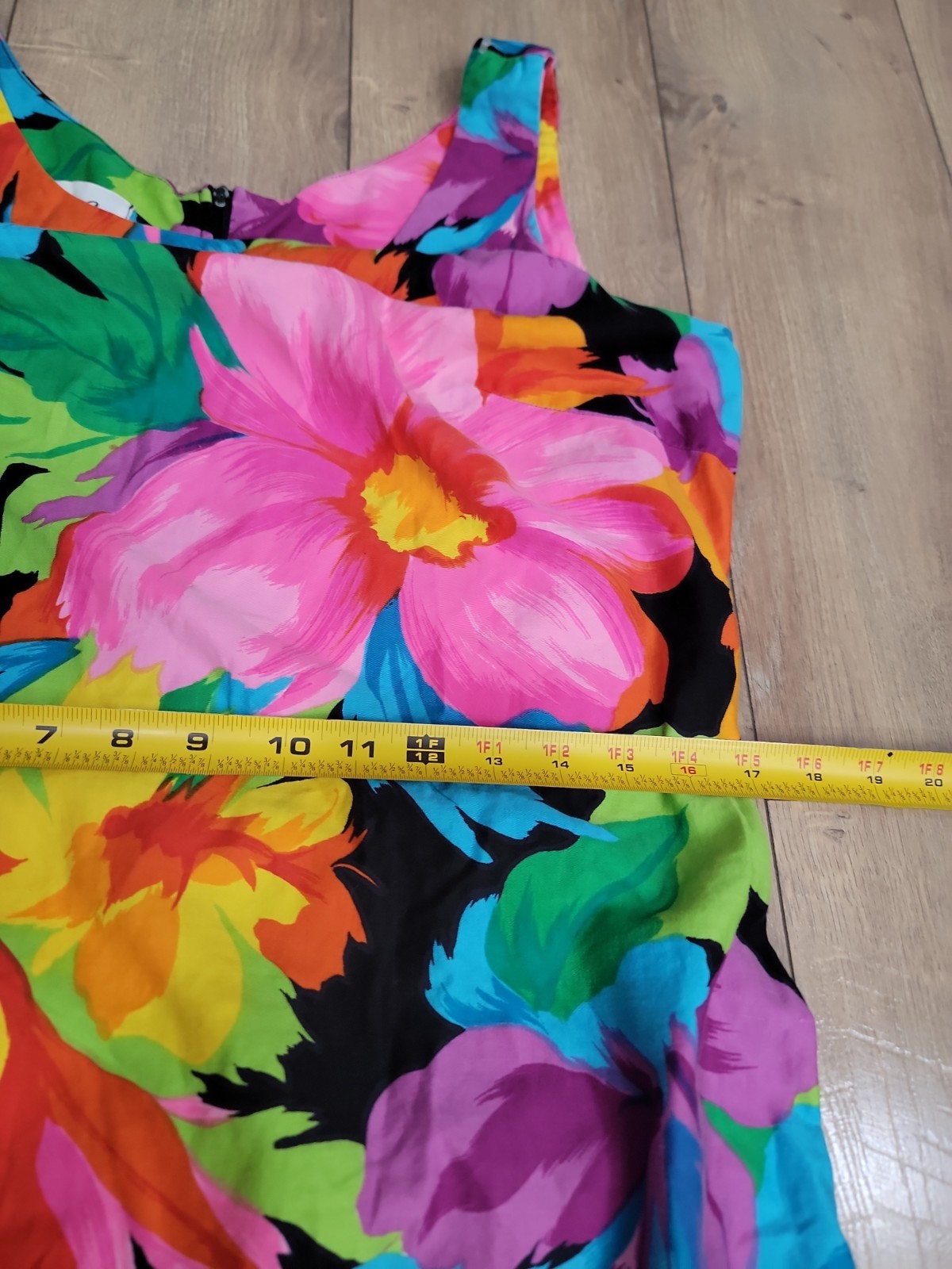 VTG South Sear’s Psychedelic Floral Tropical Hawaiian Sleeves Mumu Dress