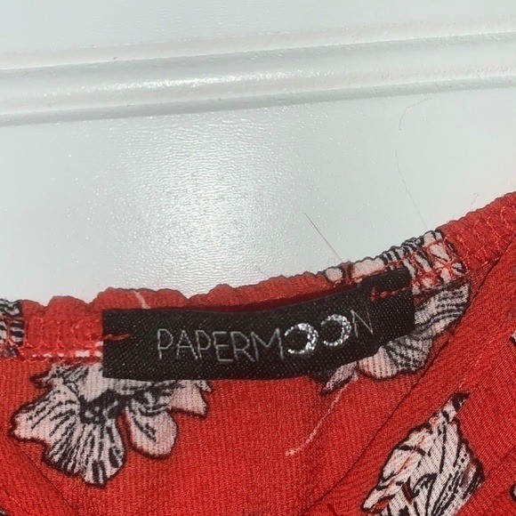 Papermoon Floral Ruched Peplum Camisole Top Size Large Red Boho V-Neck