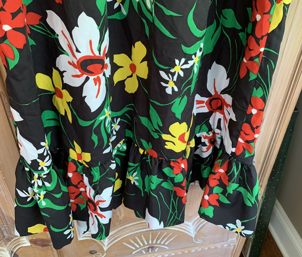 Vintage Concept 70’s by Swirl Black w/Bright Floral Print Maxi Dress *Medium EUC