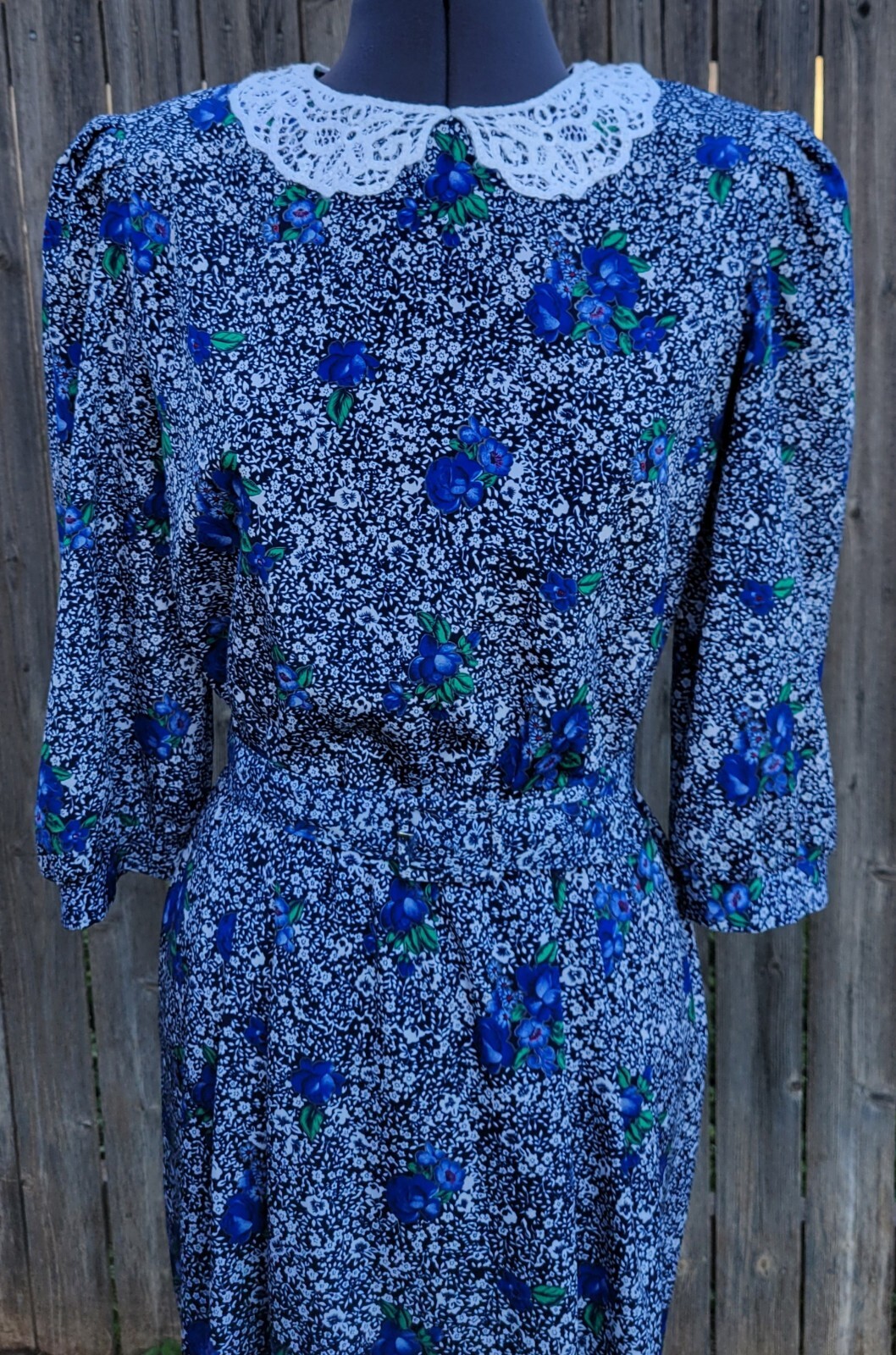 Vintage Lady Carol Of New York Belted Floral Dress Crochet Collar Made In USA