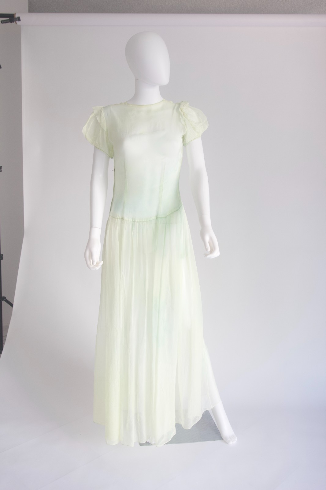 Vintage 1970’s Faded Lime and Aqua Ribbon Back Day Dress