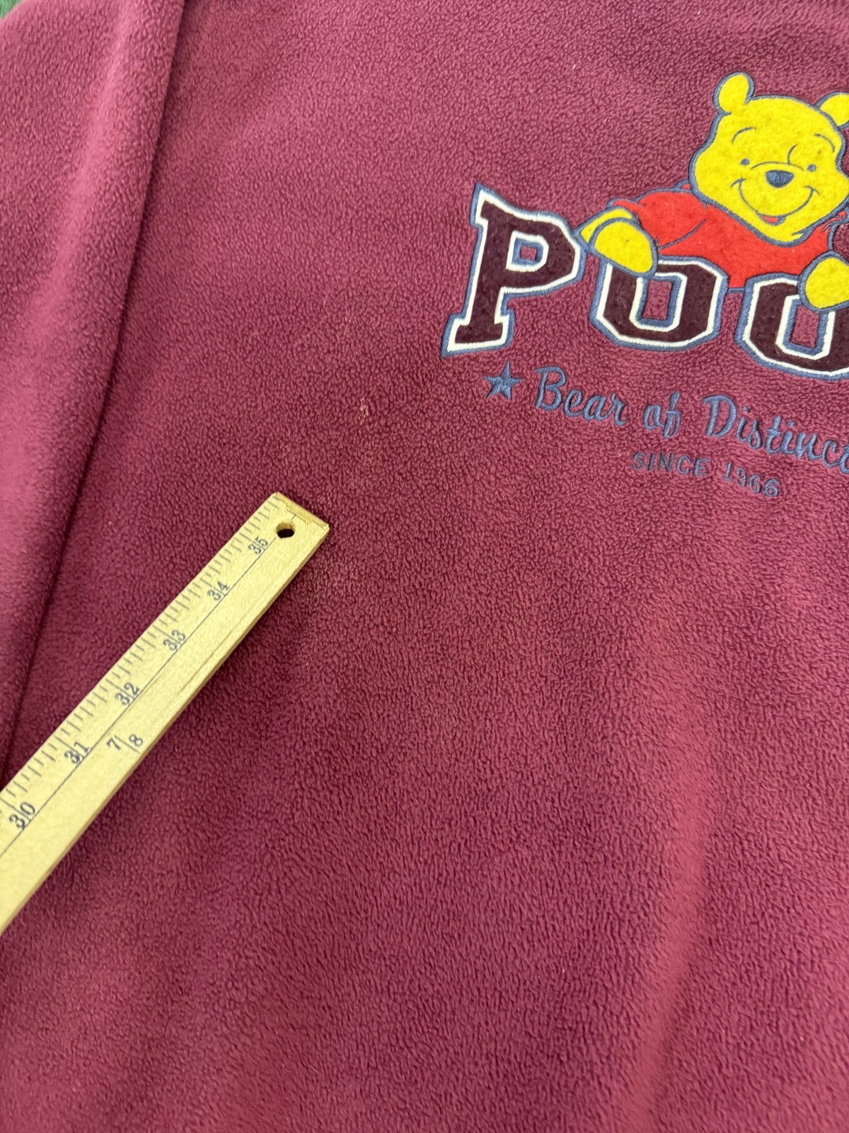 Vintage Disney Store Winnie the Pooh Bear of Distinction Fleece Sweatshirt 2XL