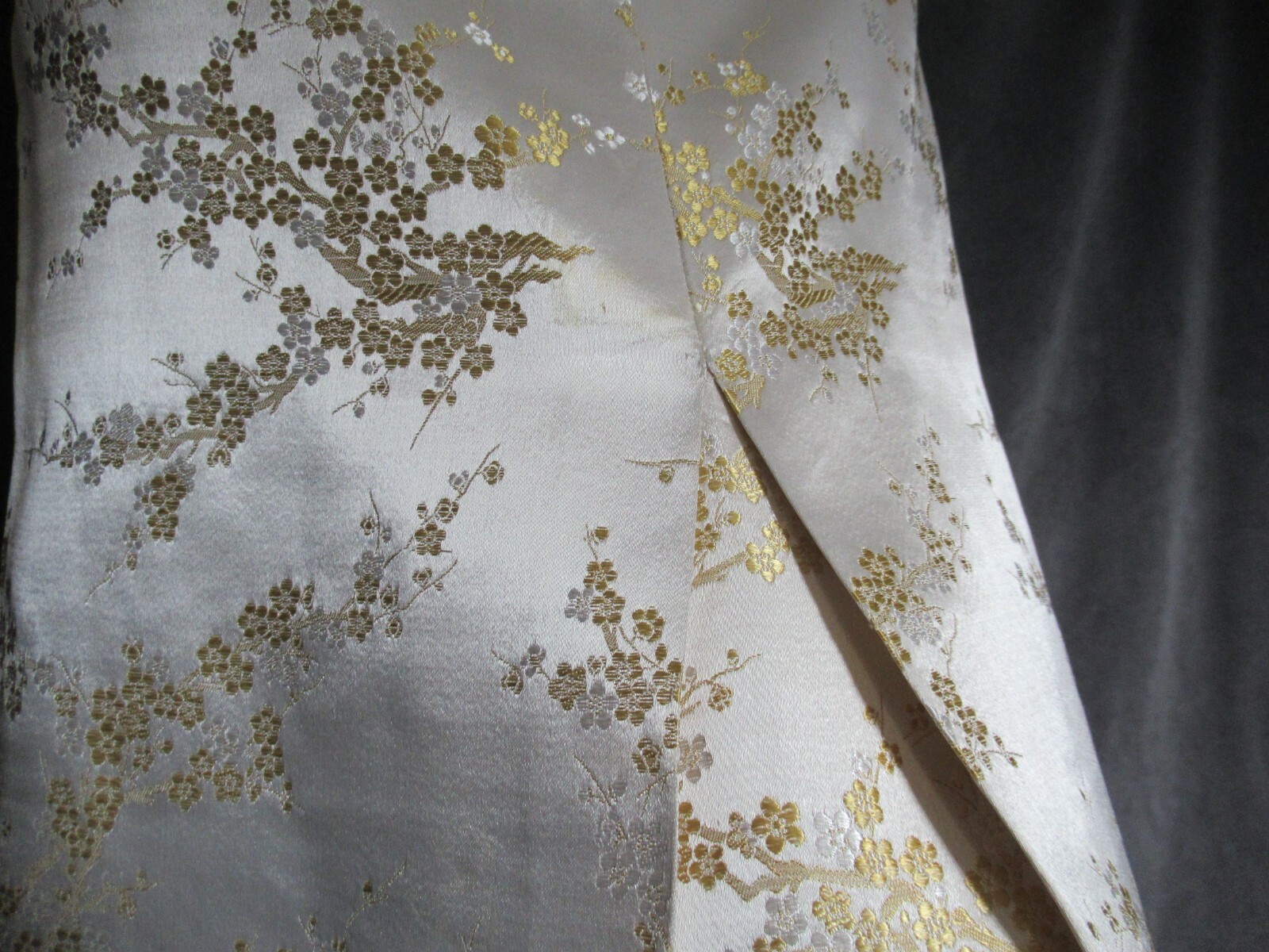 50’s Vintage Asian White Gold Cherry Blossom Embroidery Toggles Formal Dress M