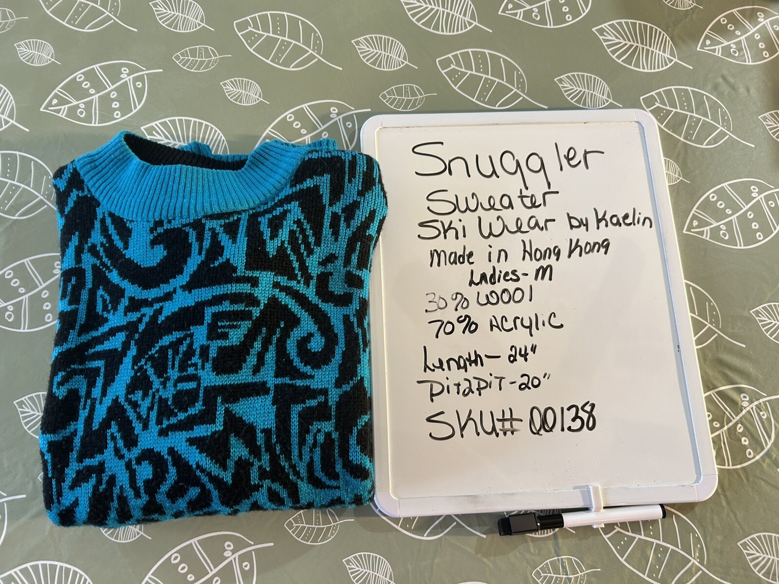 Snuggler – Blue and BlackWoven WOOL Blend – Warm Cozy SKI Sweater sz M *Vintage!