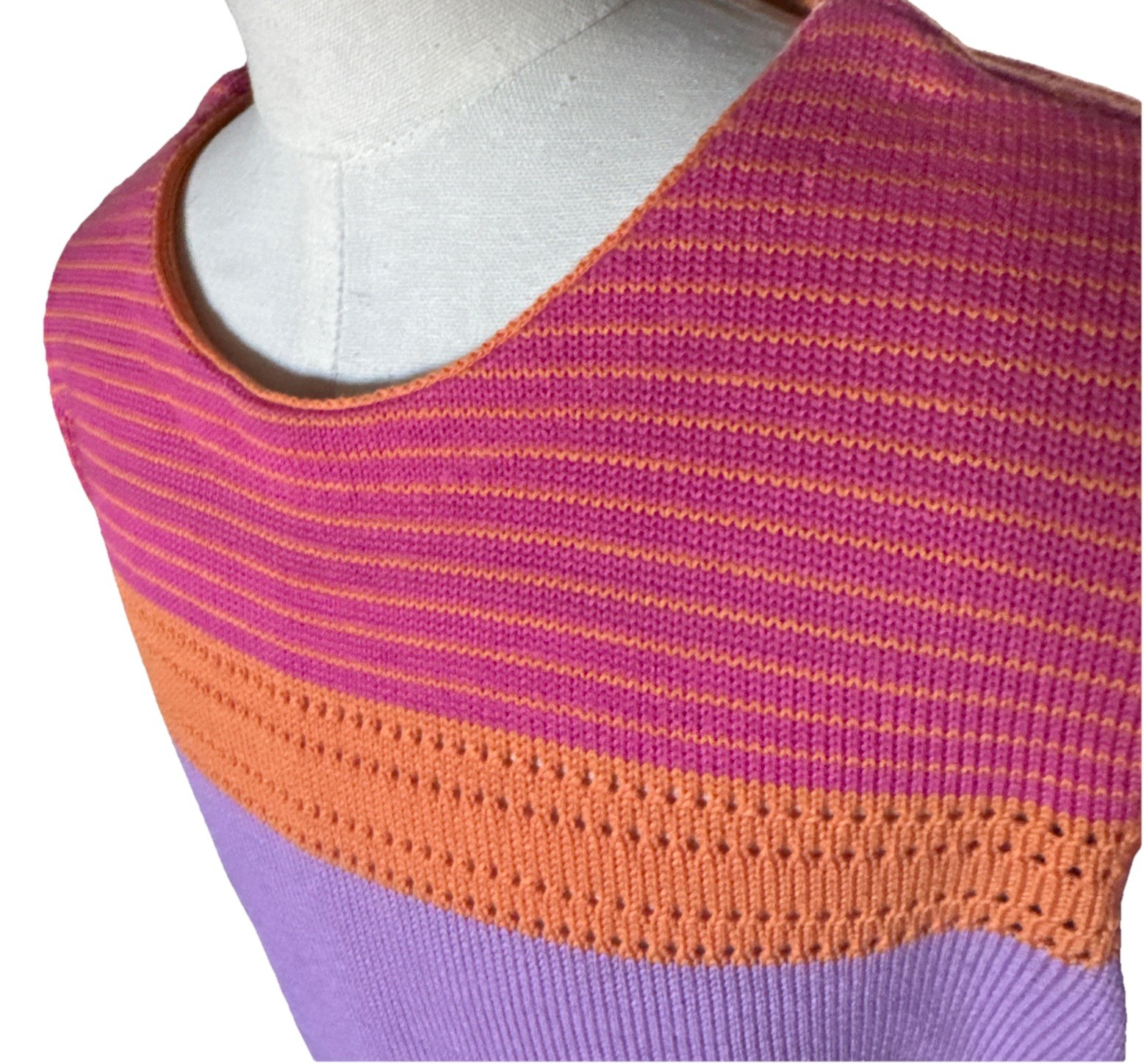 VNTG White Horse Knit Sweater Boho Art To Wear Geometric Pink Purple Orange S/M