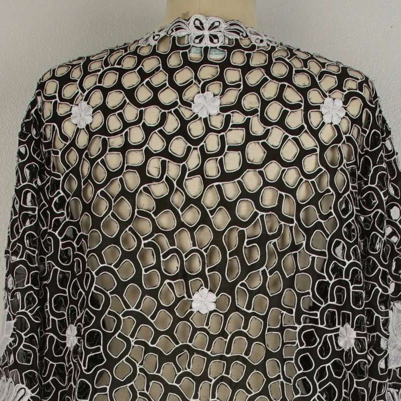 Vintage Cutwork and Embroidered Topper / Jacket – CARO of Honolulu
