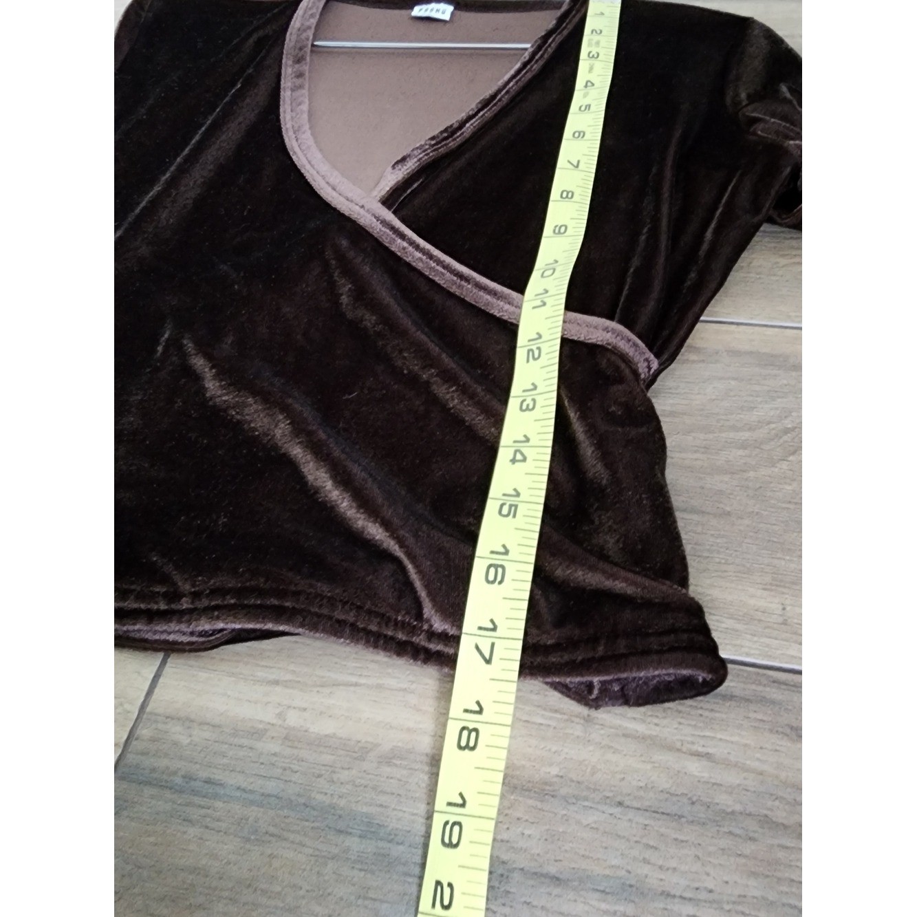 Vintage PASHU Long Sleeve Women Medium Brown Velvet Wrap Top Elegant Casual Luxe