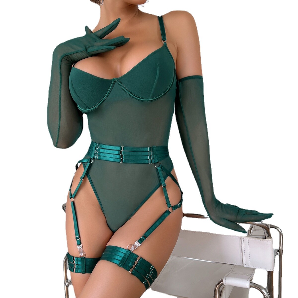 Hot Selling Camisoles with Breathable Mesh, Backless and Sexy Lingerie Set