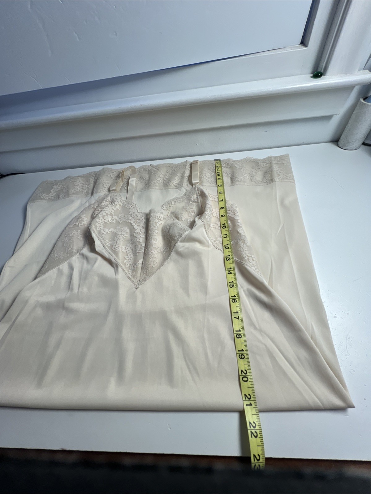 Vtg KOMAR Size 38 Average Tan Satin Nylon Slip Dress Wide Lace Trim Lined Y2K