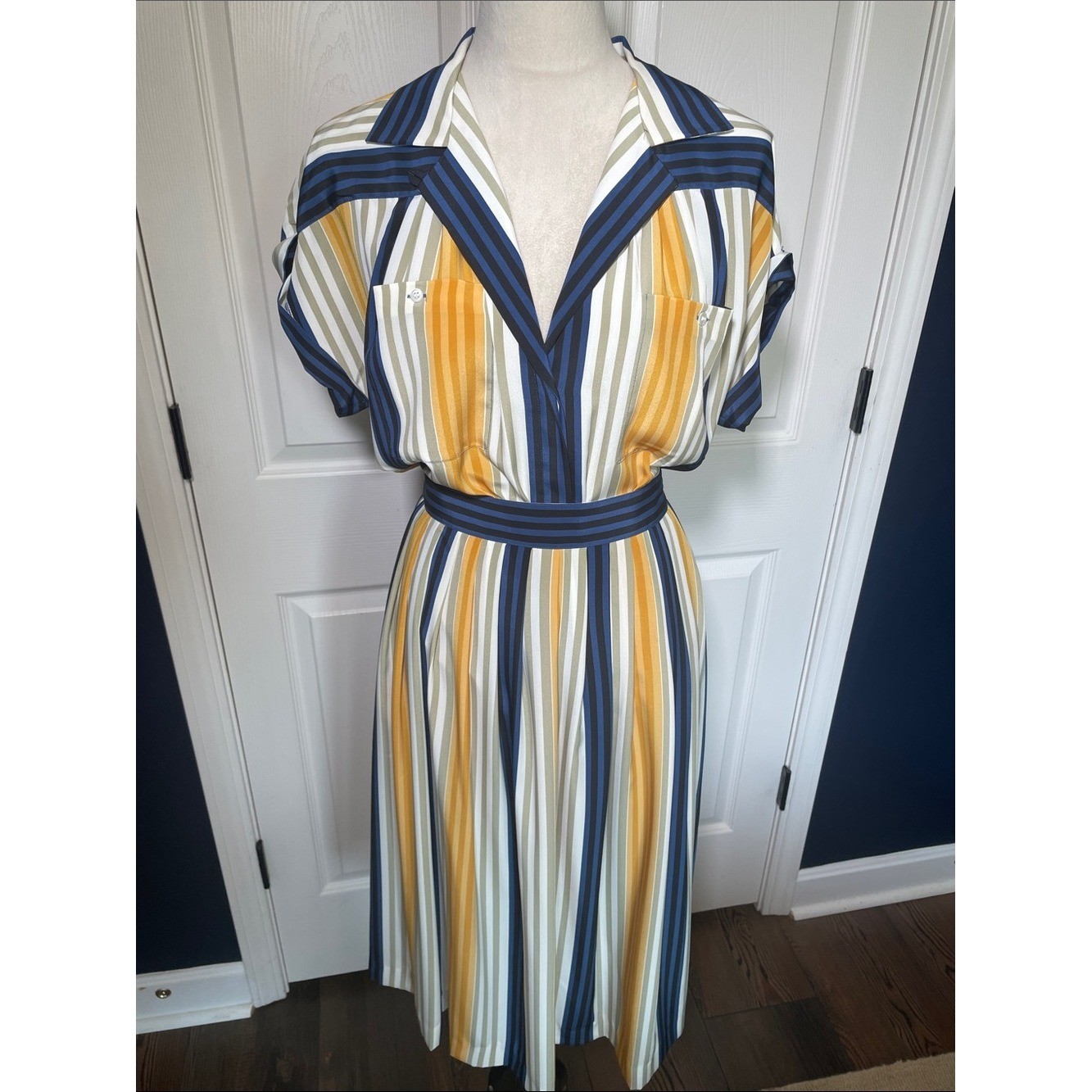 Vintage Liz Claiborne Striped Collared Matching Skirt Blouse Set Size 8