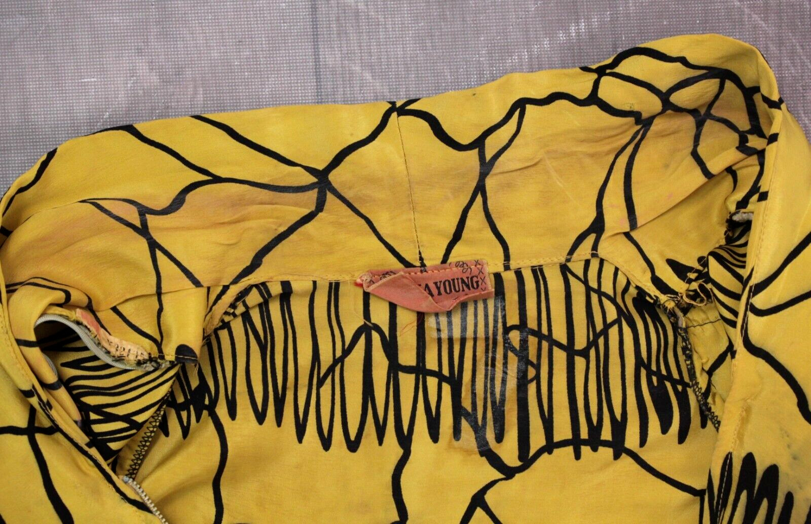 VTG Women’s 40s Yellow & Black Silk Zip Up Silk Dress Sz XS 1940s Claudia Young