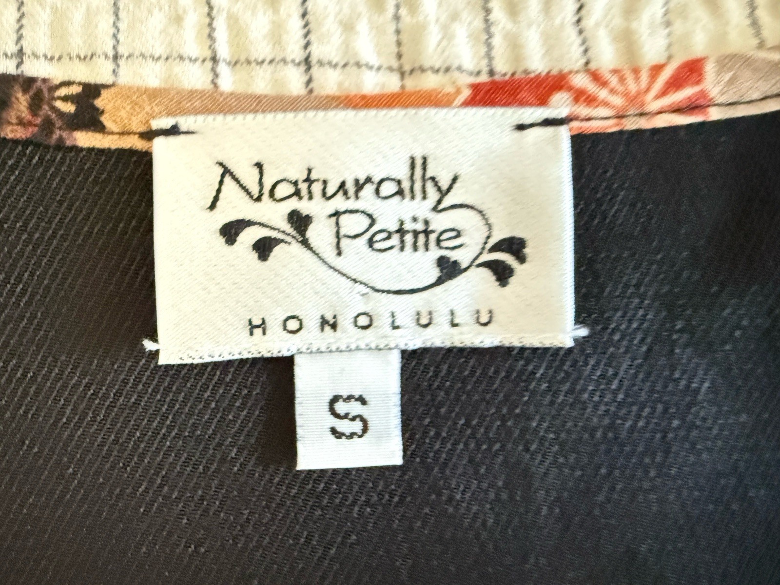 vintage 90s naturally petite honolulu size S black short sleeve midi dress