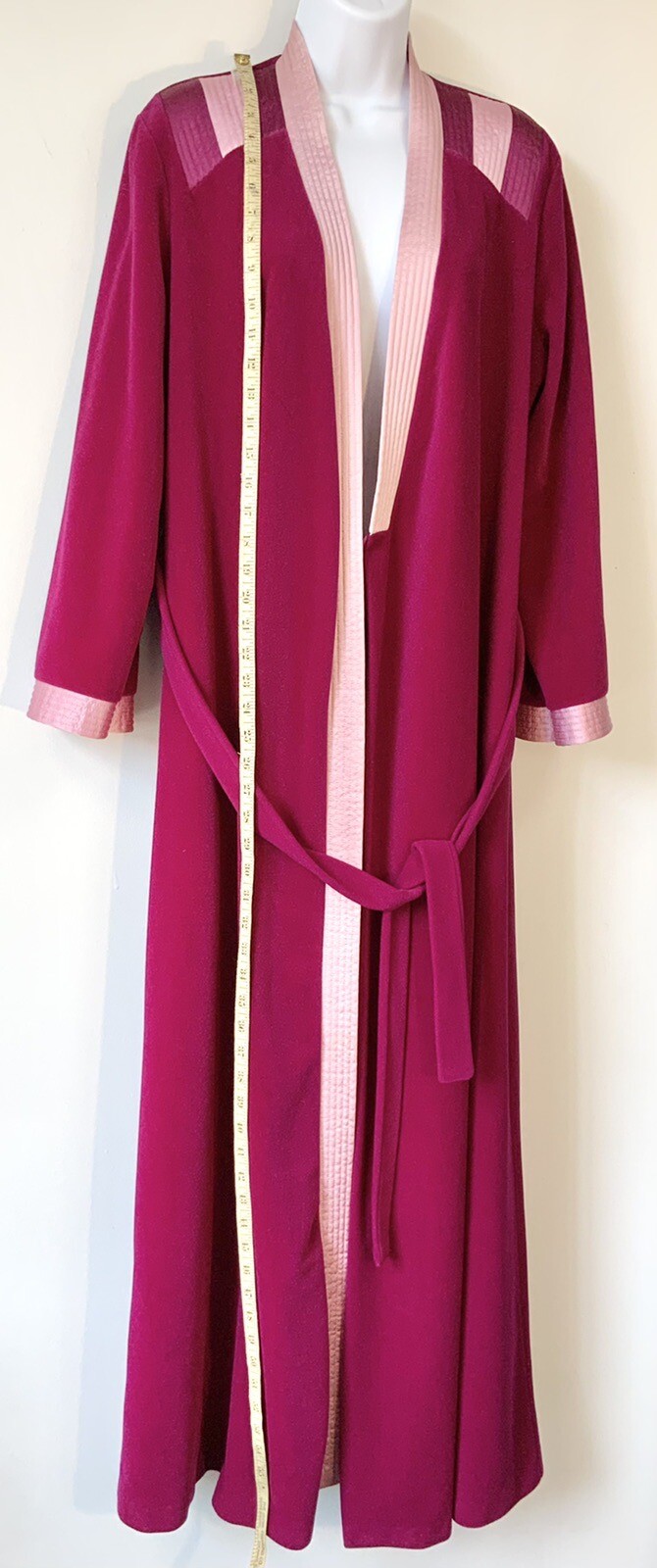 VANITY FAIR LONG FLEECE ROBE HOUSE COAT SZ 12 Fuscia Plum Side Pockets Tie Belt