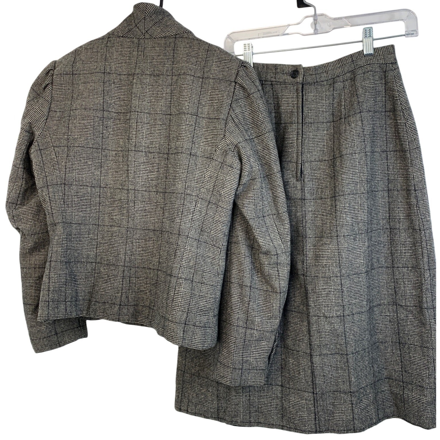 VTG 80s Wool Donnybrook 11/12 Equestrian Pleat Skirt Suit Velvet Collar 6906