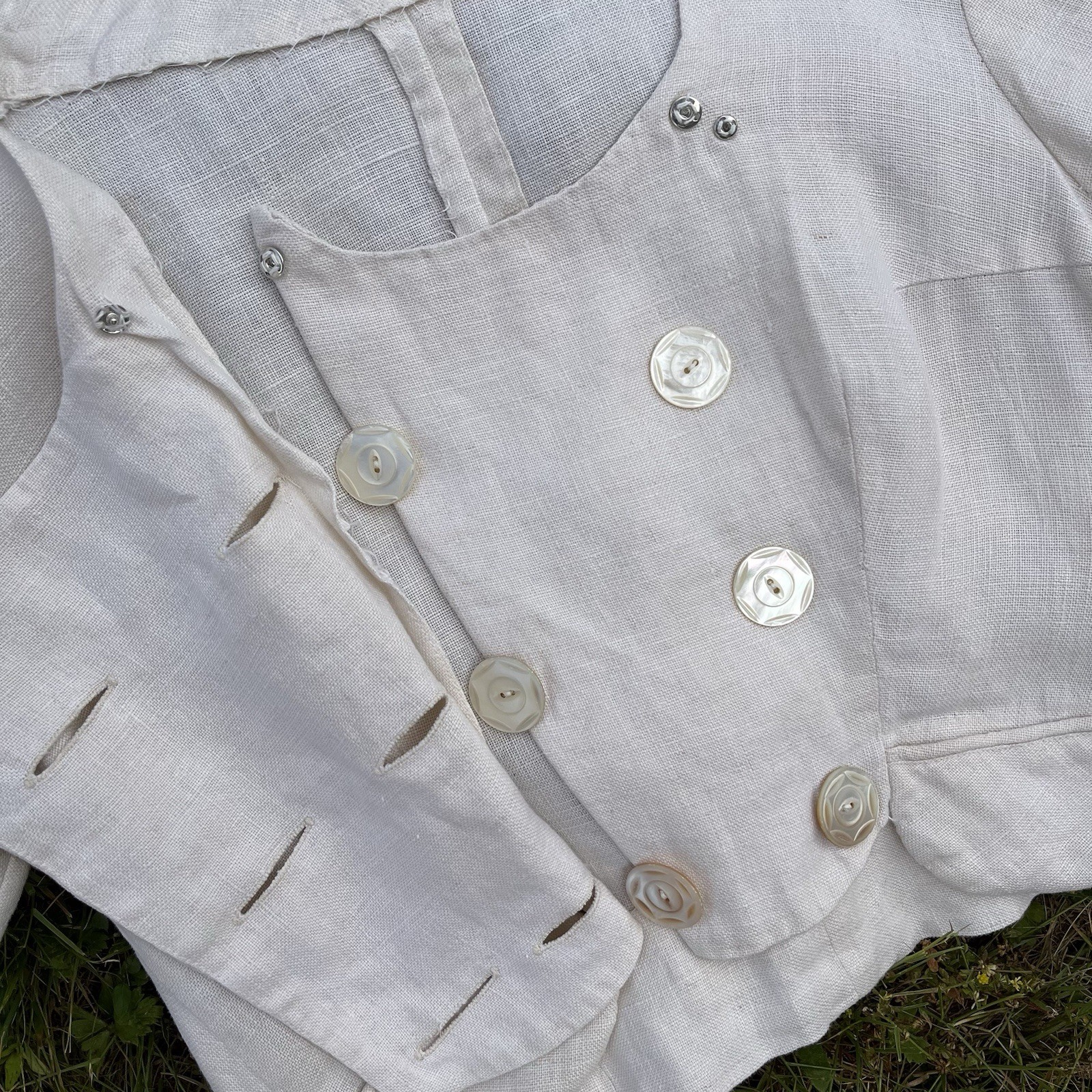 Antique 1910s – 1930s Linen Blouse | Double Breasted | Mother-of-Pearl Buttons