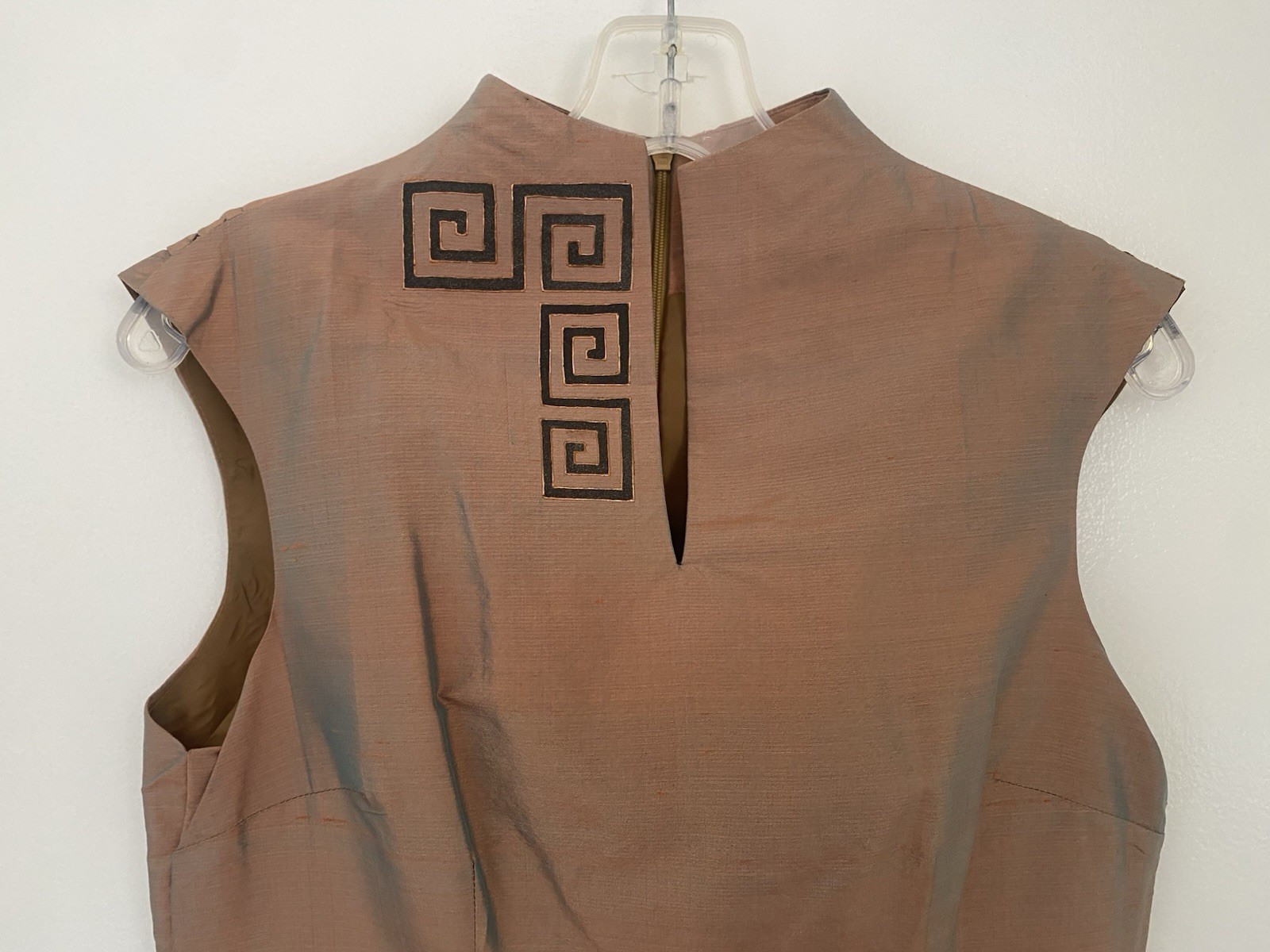 Vtg 60s Thai Silk MCM Dress Mid Century Mod Rockabilly Asian Ancient Iridescent
