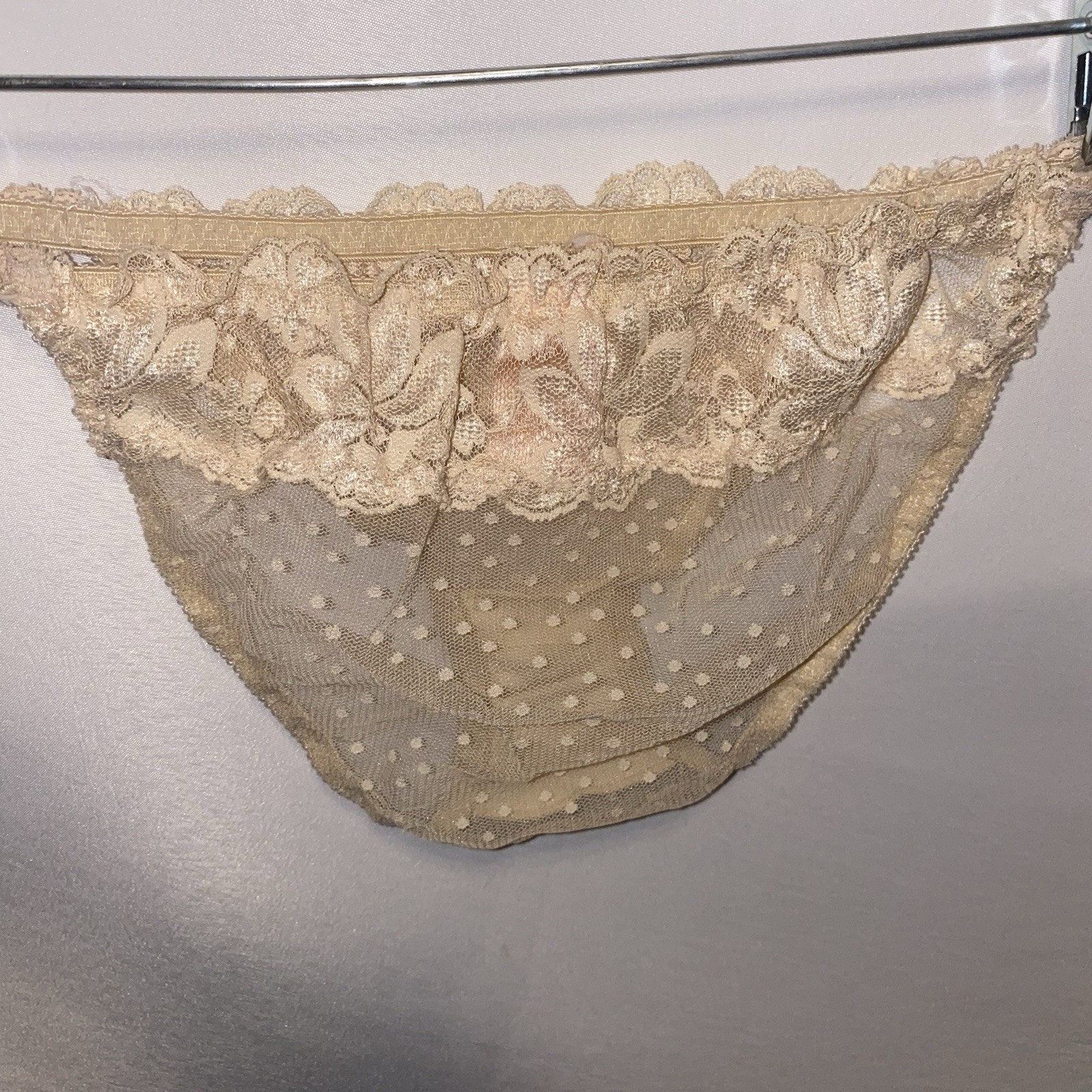 VINTAGE Dolores for Poirette Beige Lace Panties 80s XS