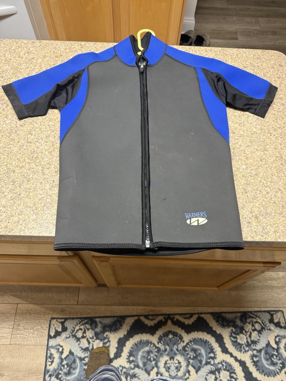 80’s Vintage Body Warmers Shirt XL Black Blue Chest 18.5” 37” Length 28” EUC