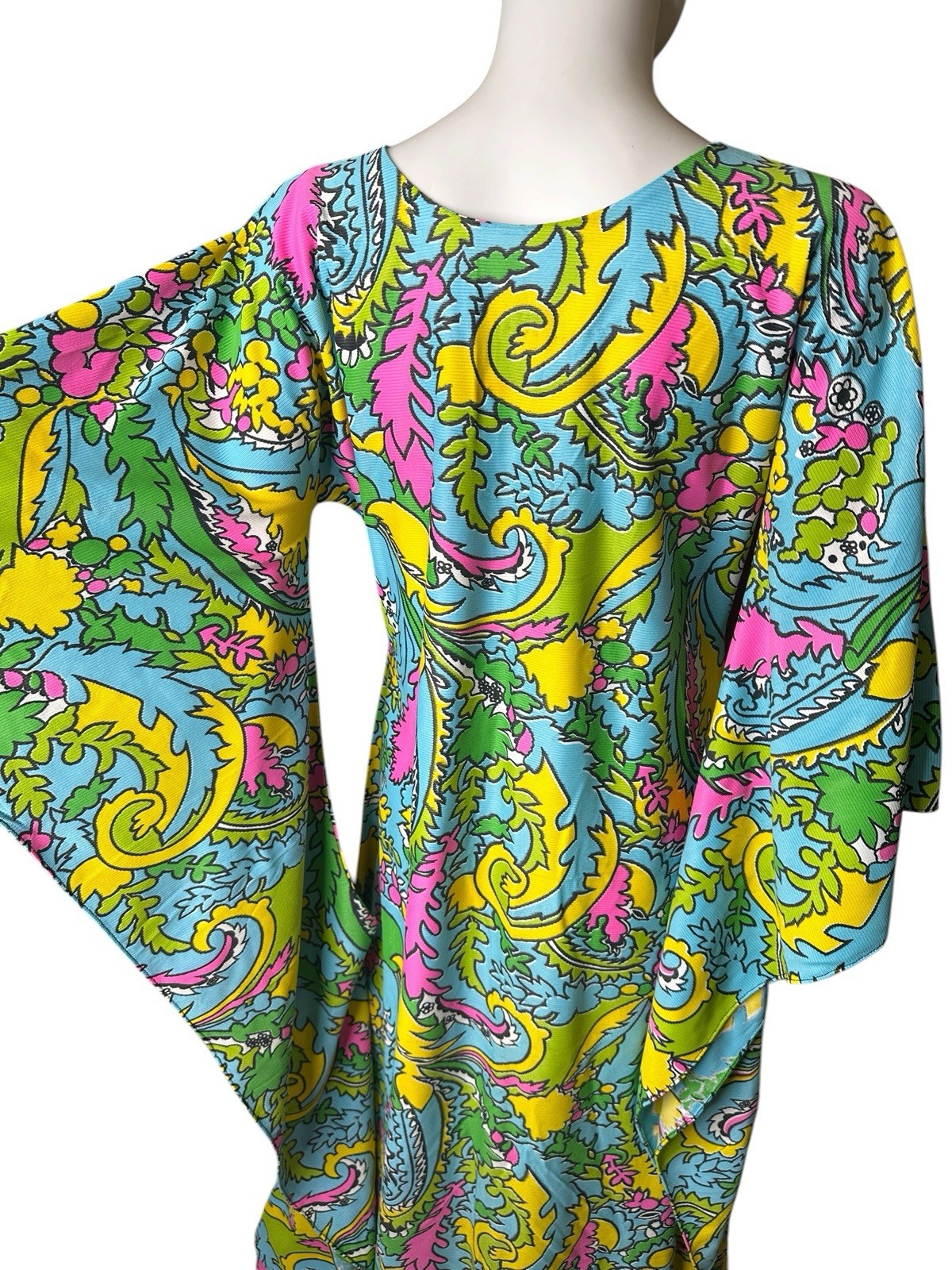 Vintage 1970s Psychedelic Circle-Sleeve Caftan | Electric Paisley Hostess Gown